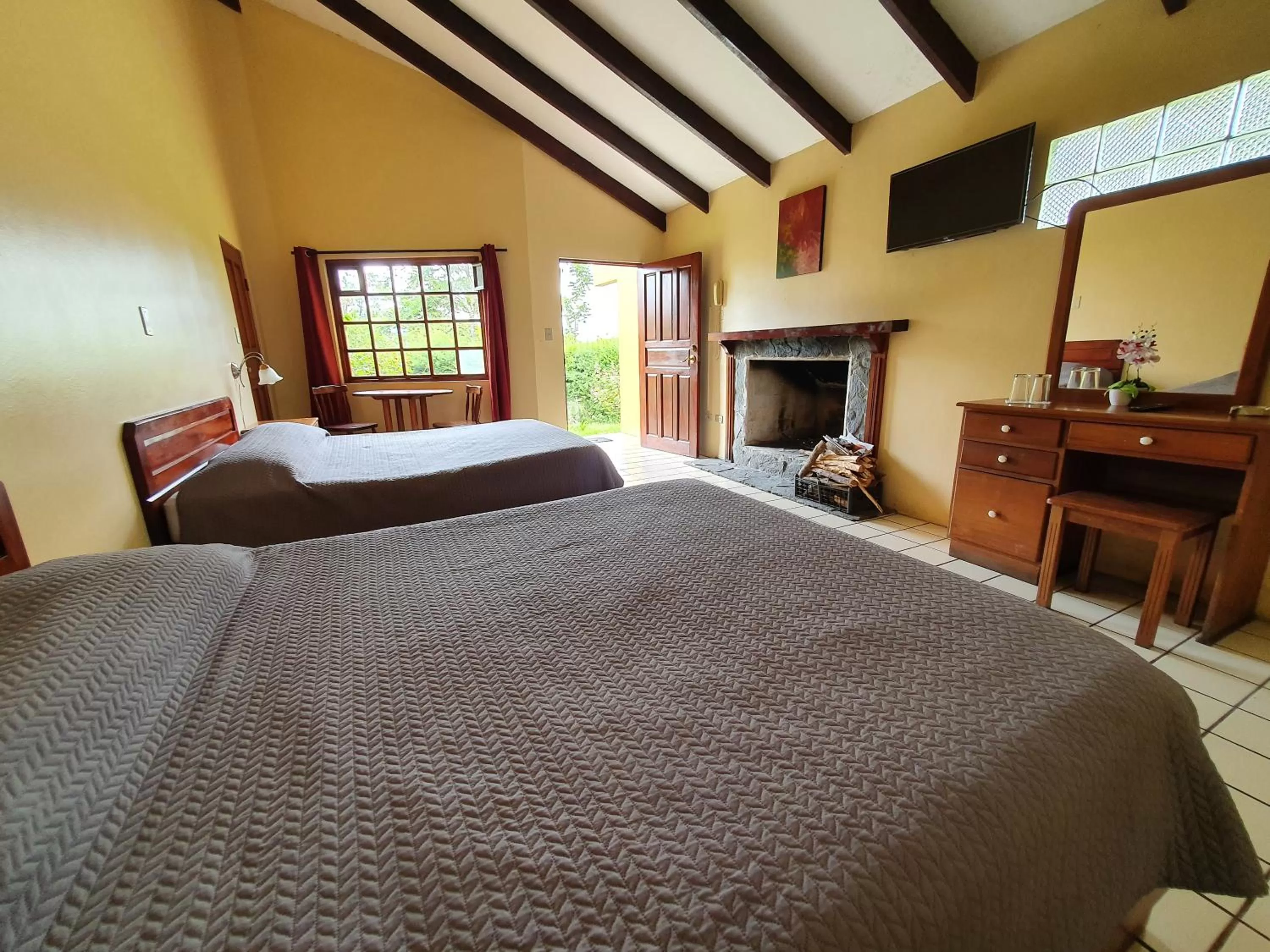 Bed in Hotel Villa Zurqui