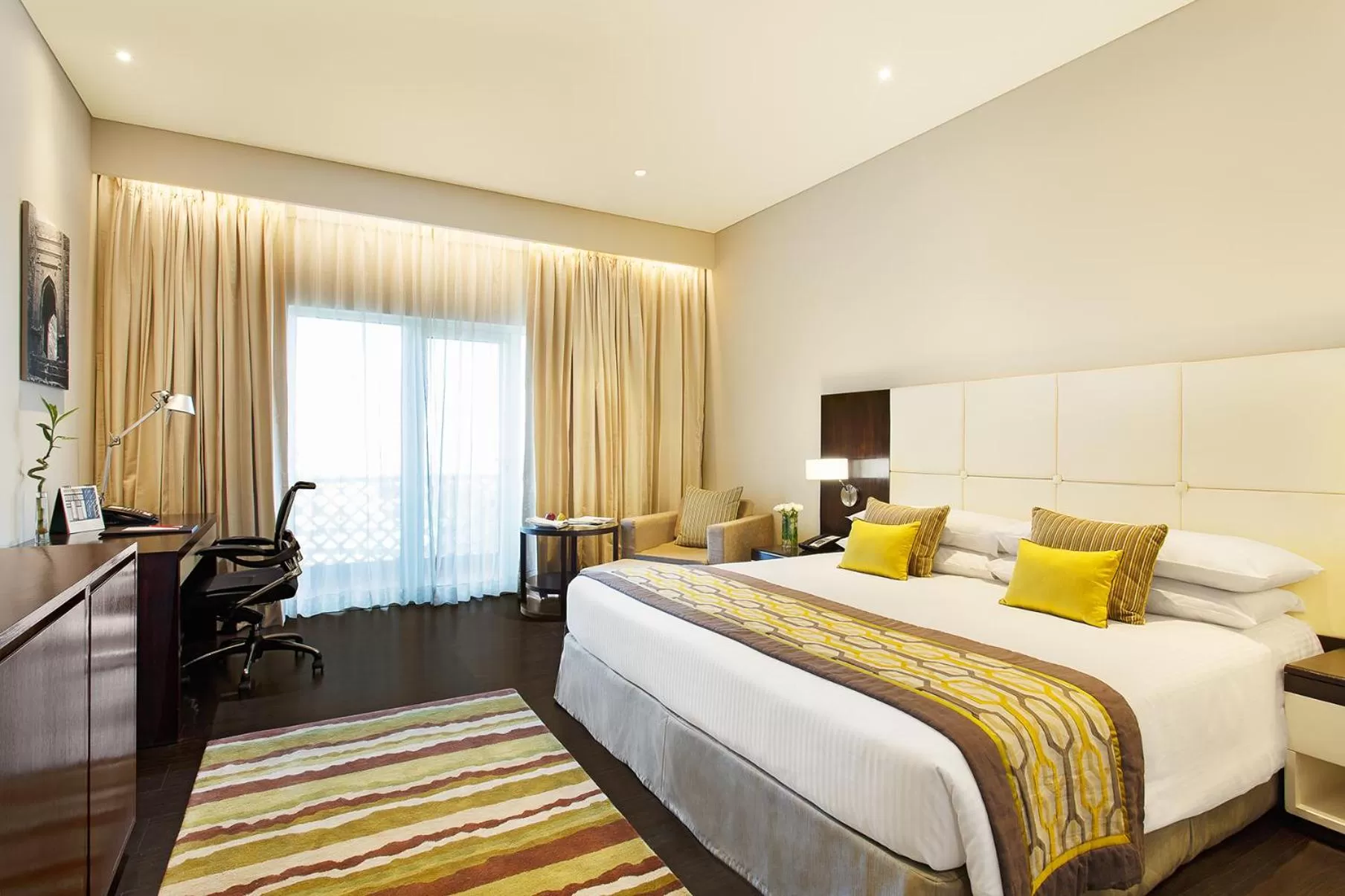 Bed in Gateway Nashik