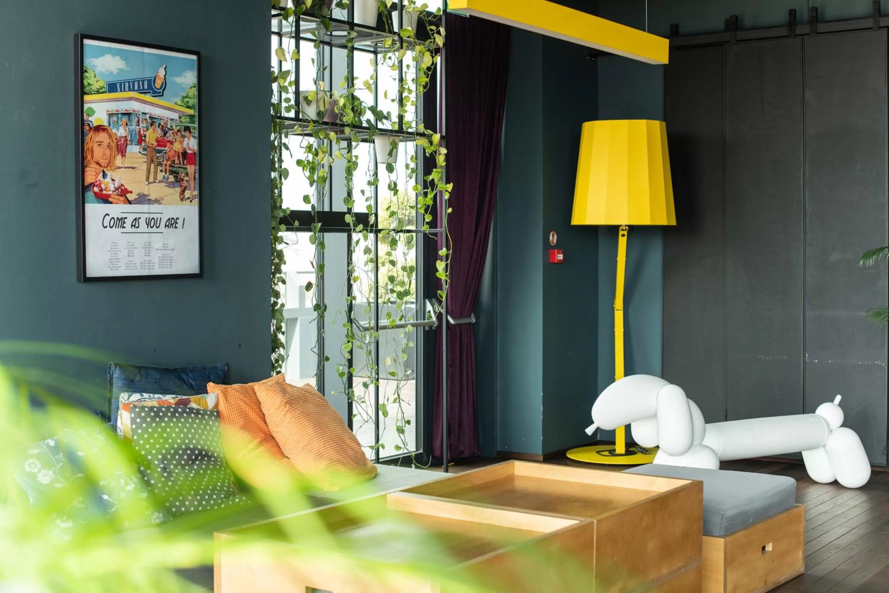 Seating area in Hotel Kitchen59