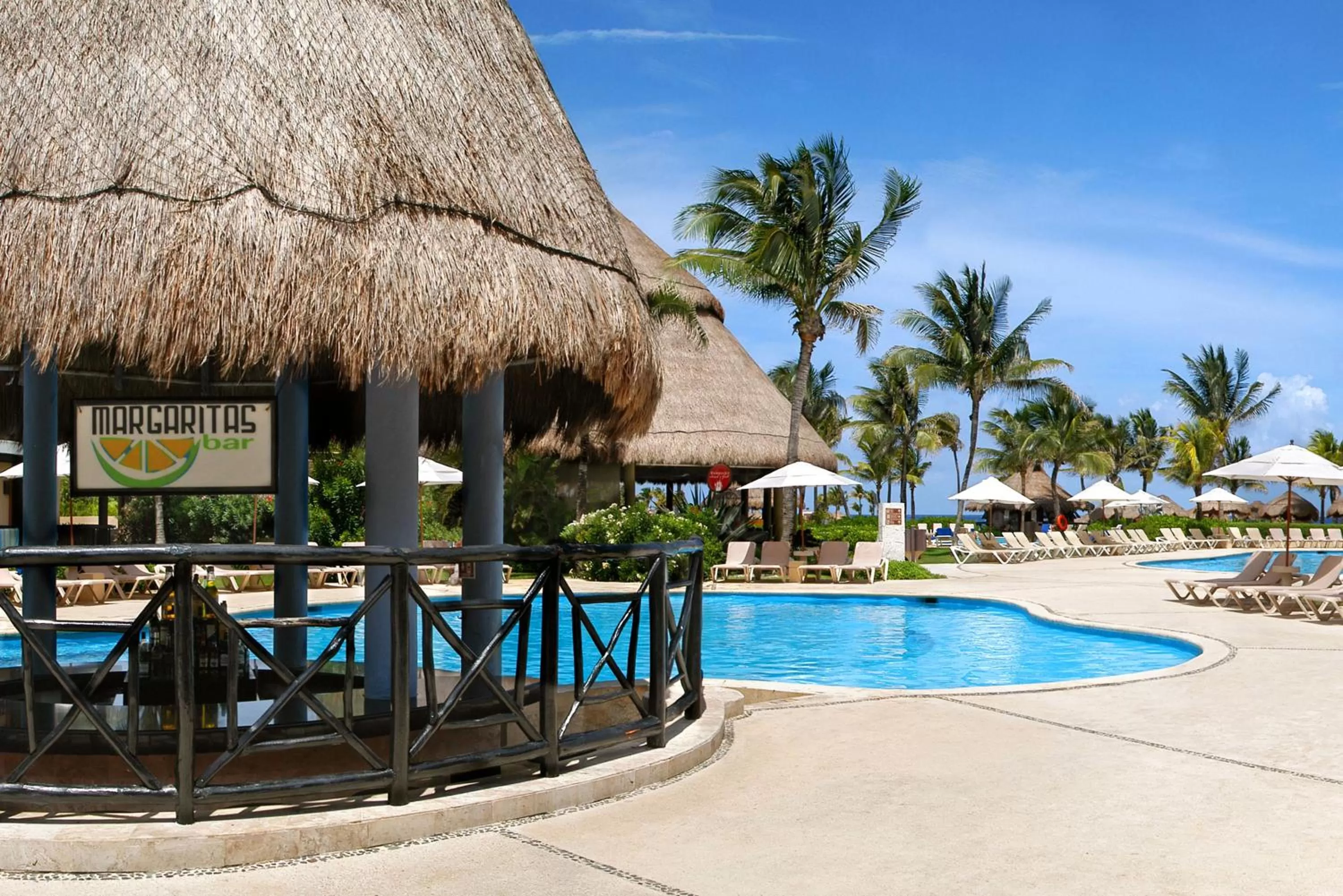 Property building in Catalonia Riviera Maya Resort & Spa- All Inclusive