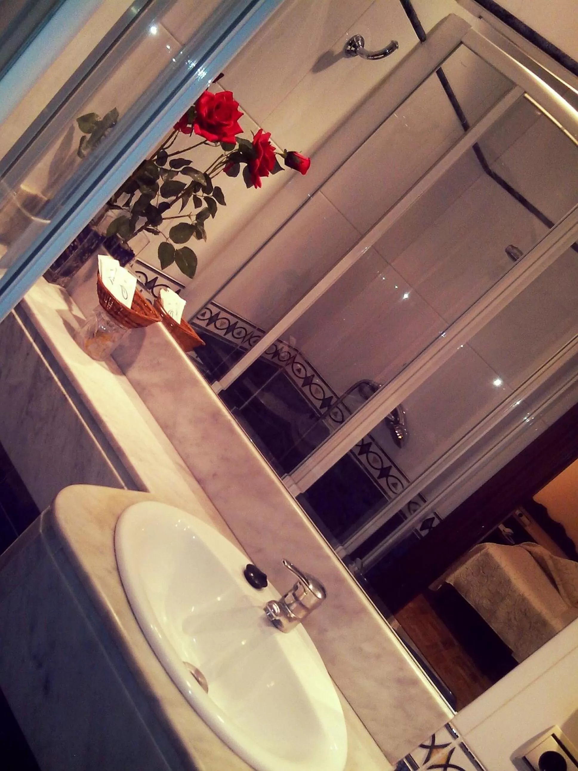 Bathroom in Hotel Castellano I