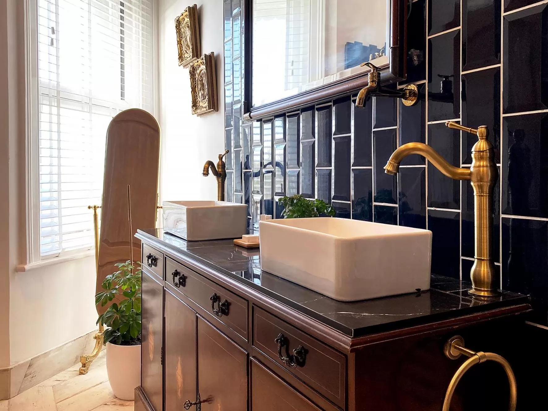 Bathroom in 15 Grosvenor