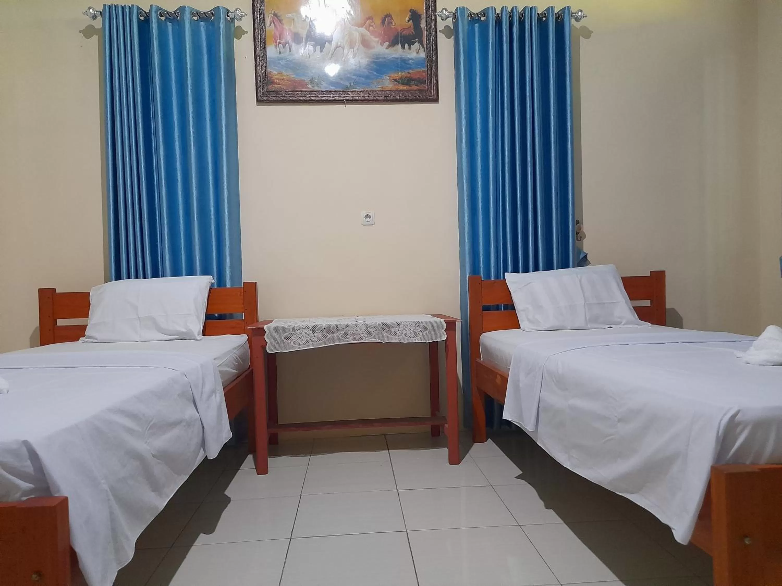 Bed in Tangkoko Lodge