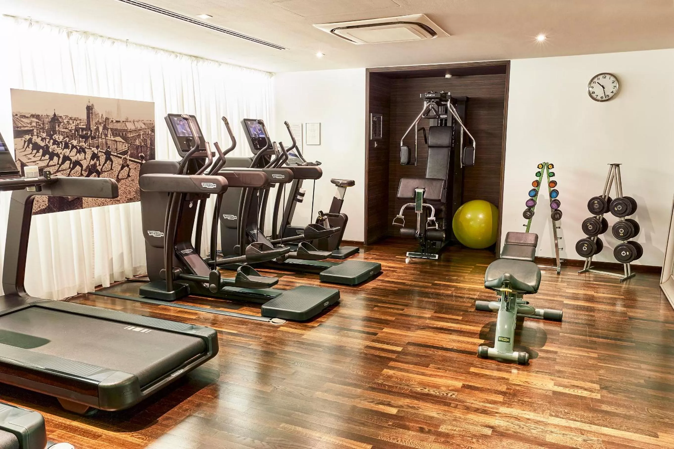 Fitness centre/facilities in Steigenberger Hotel Herrenhof