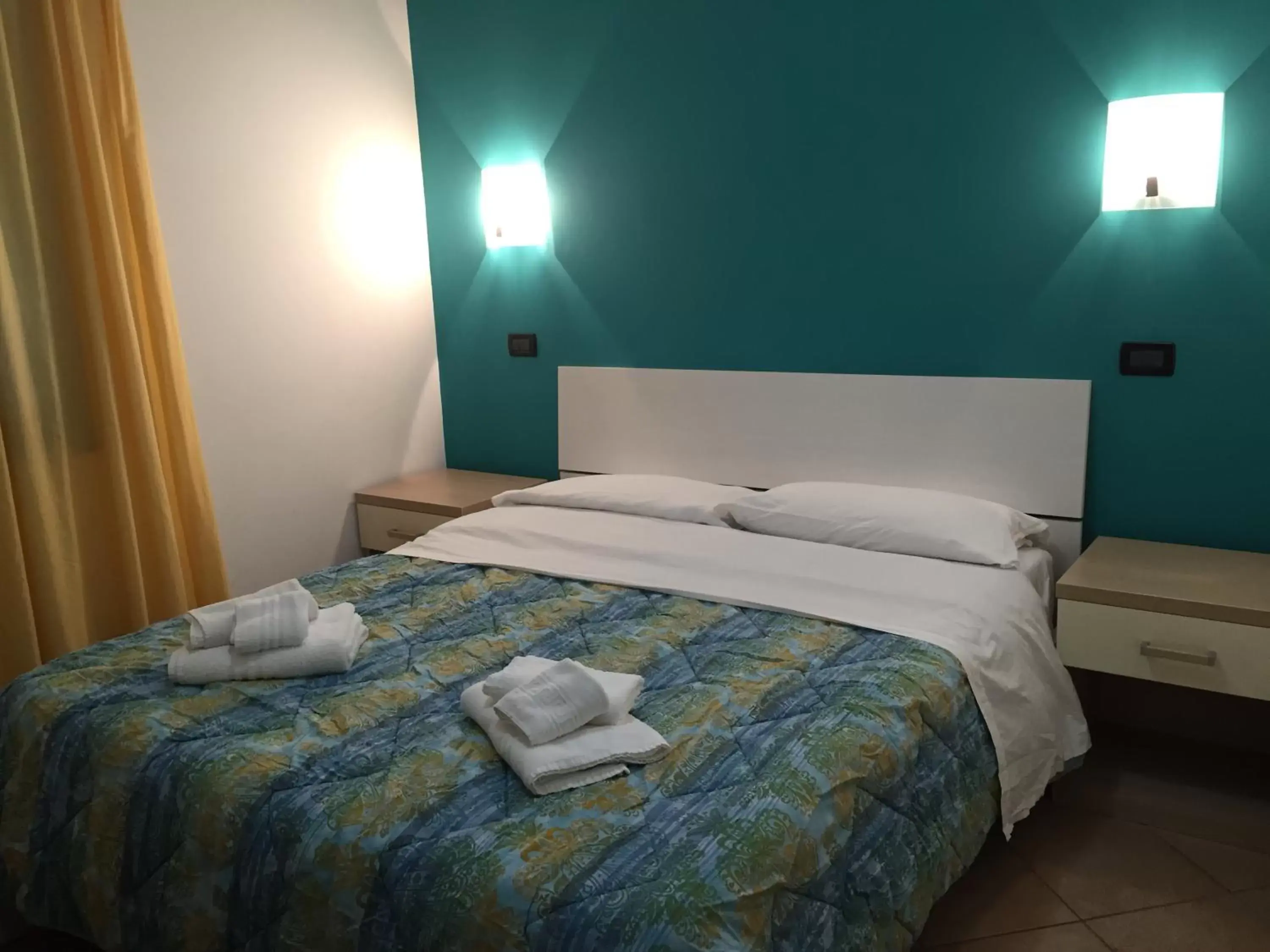 Economy Double Room in Scilla e Cariddi Economy Double Room in Scilla e Cariddi