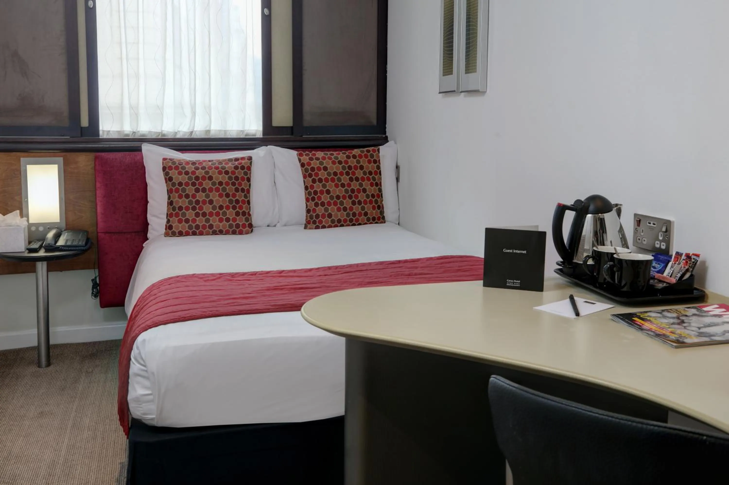 Bed in Corus Hyde Park Hotel