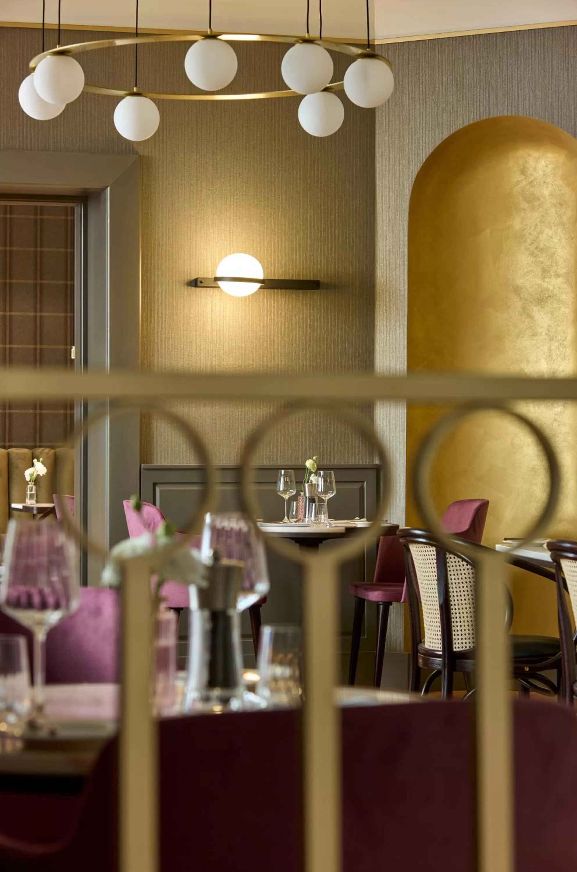 Restaurant/places to eat in Hotel Saski Krakow Curio Collection by Hilton