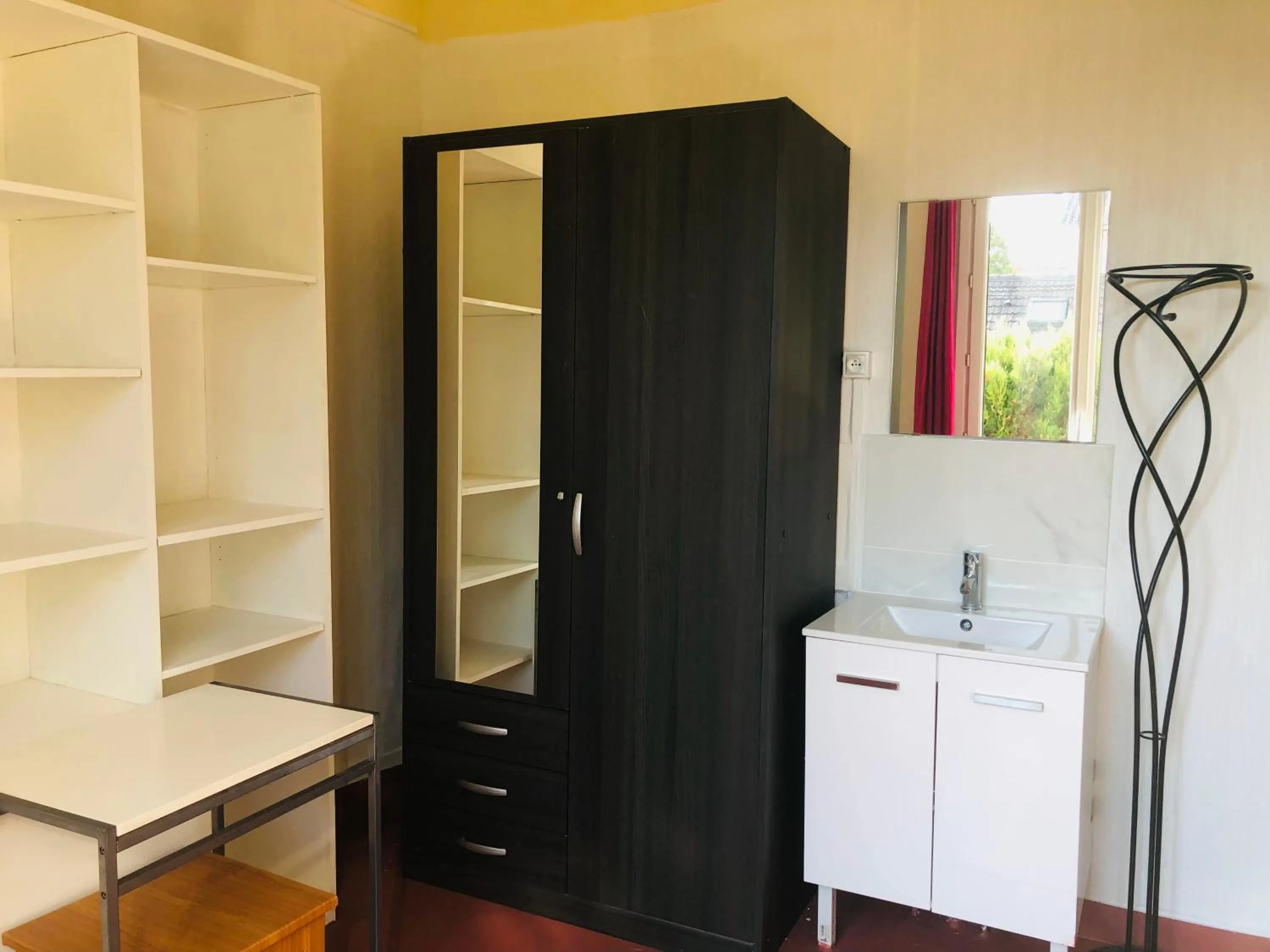 Kitchen or kitchenette in Hotel Paris Star