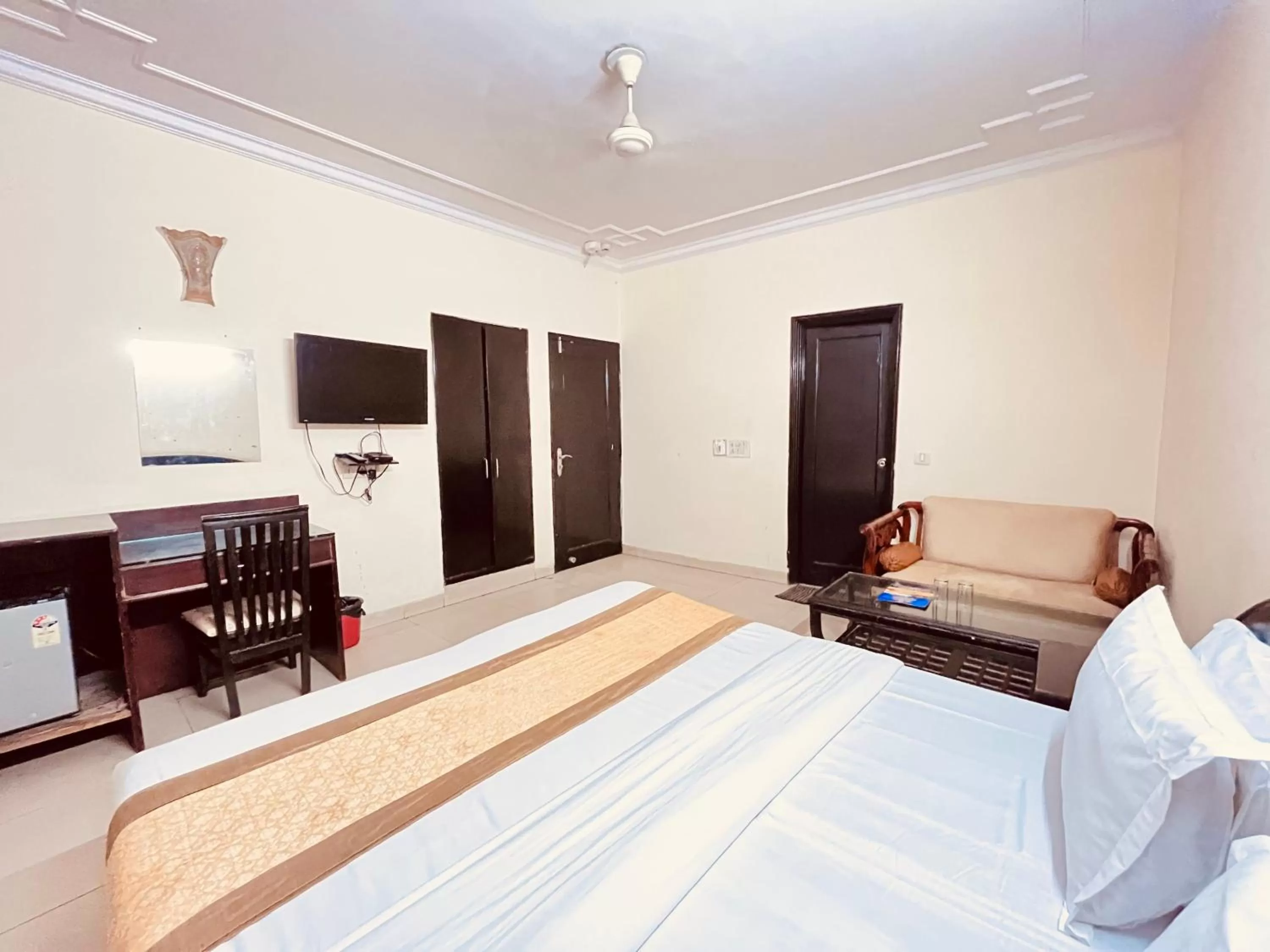 Bed in Ashoka Hotel Karol Bagh Delhi