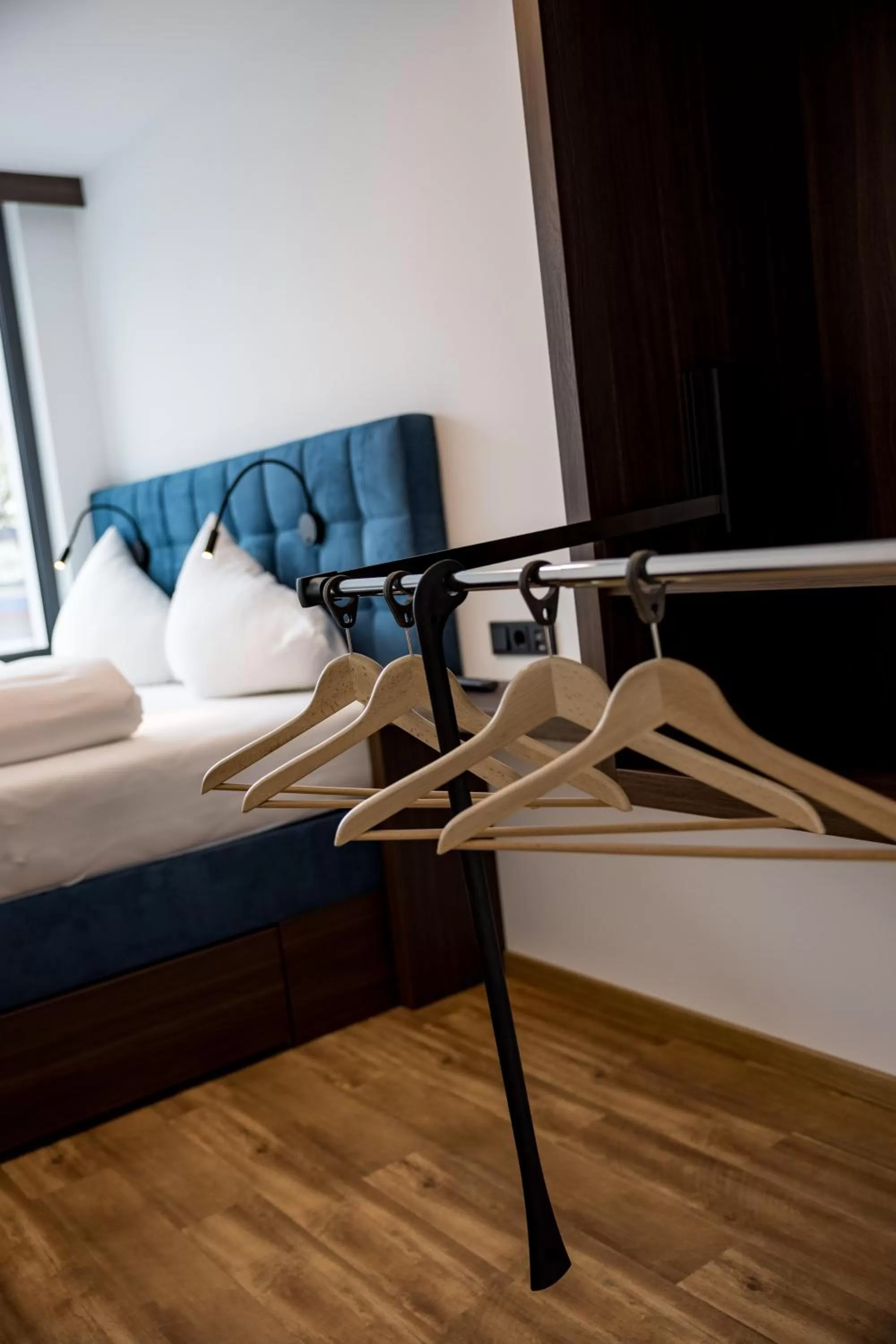 Photo of the whole room, Bed in On The Way 24 - Sauna & Golfsimulator inklusive