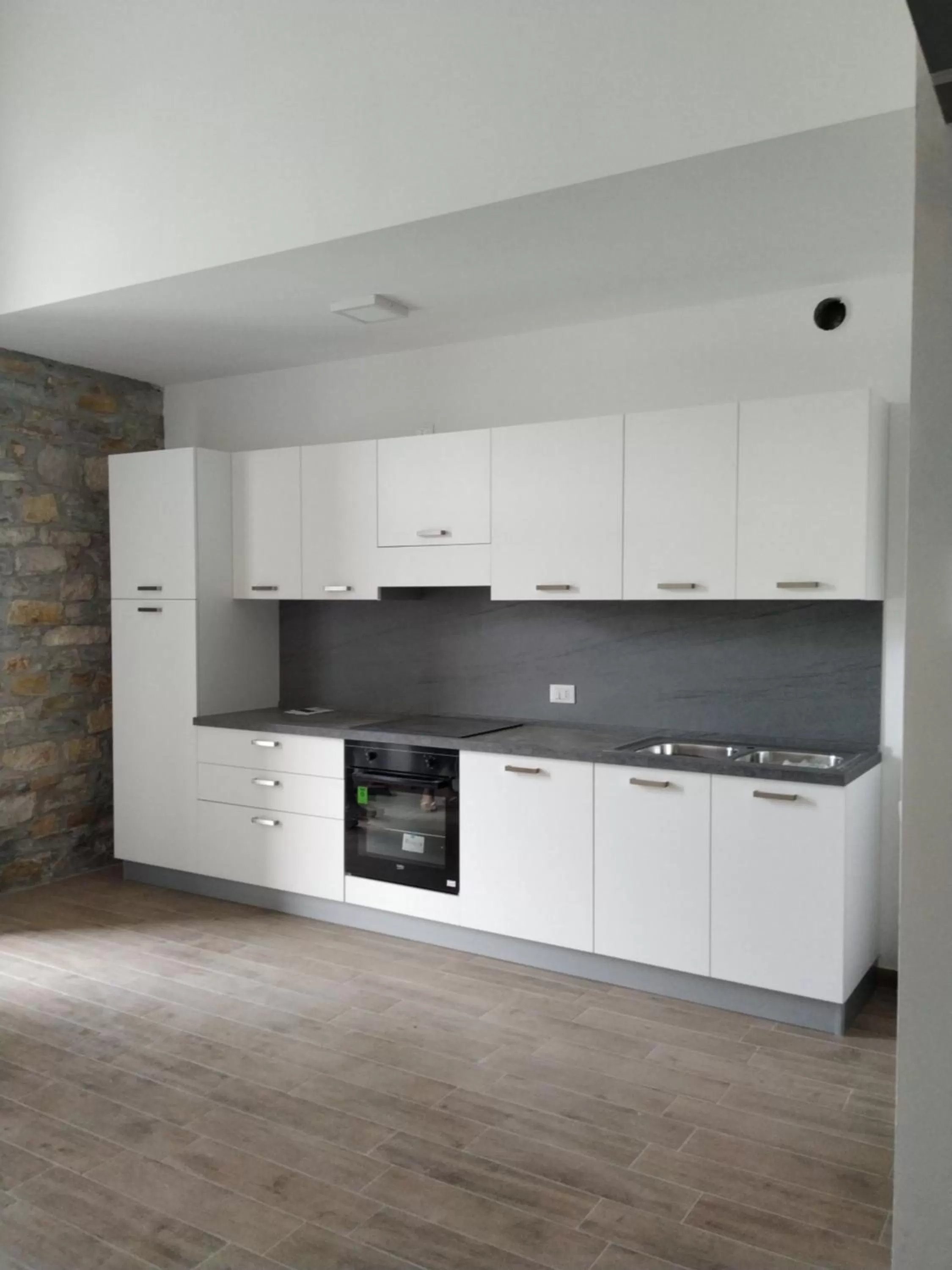 Kitchen or kitchenette in Villa Canepa