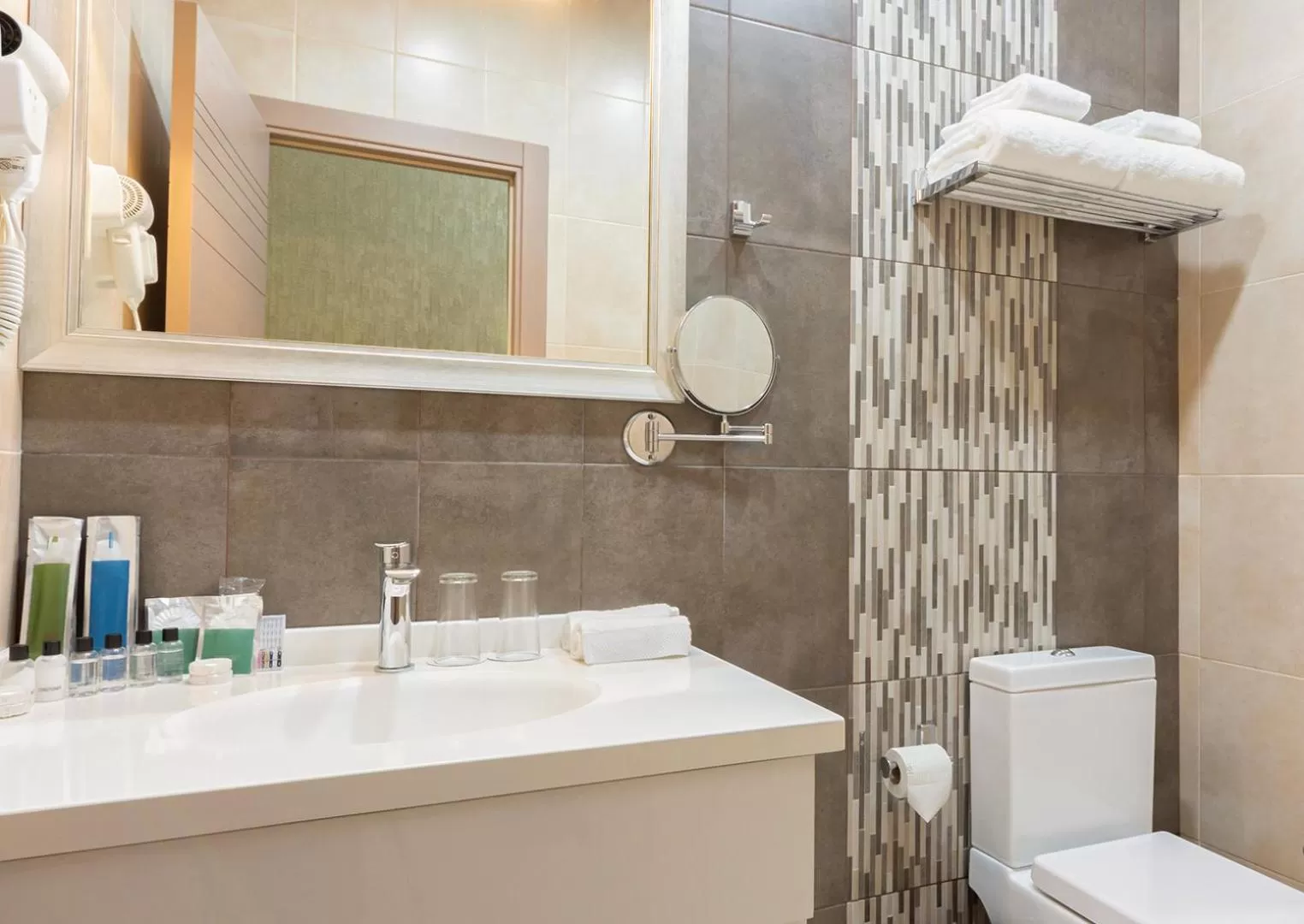 Shower in Dave Hotel Yerevan