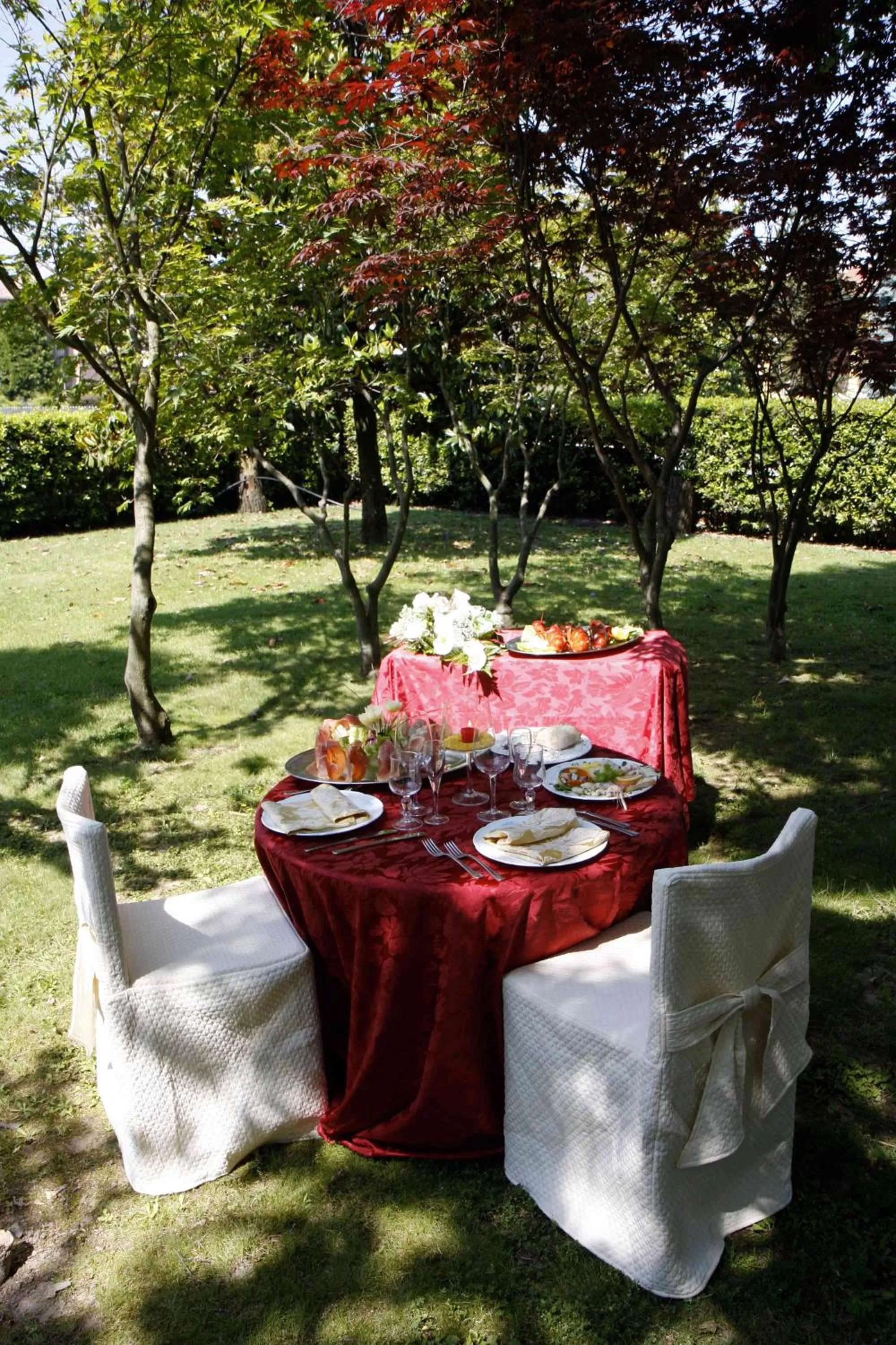 Restaurant/places to eat in Hotel Bracco