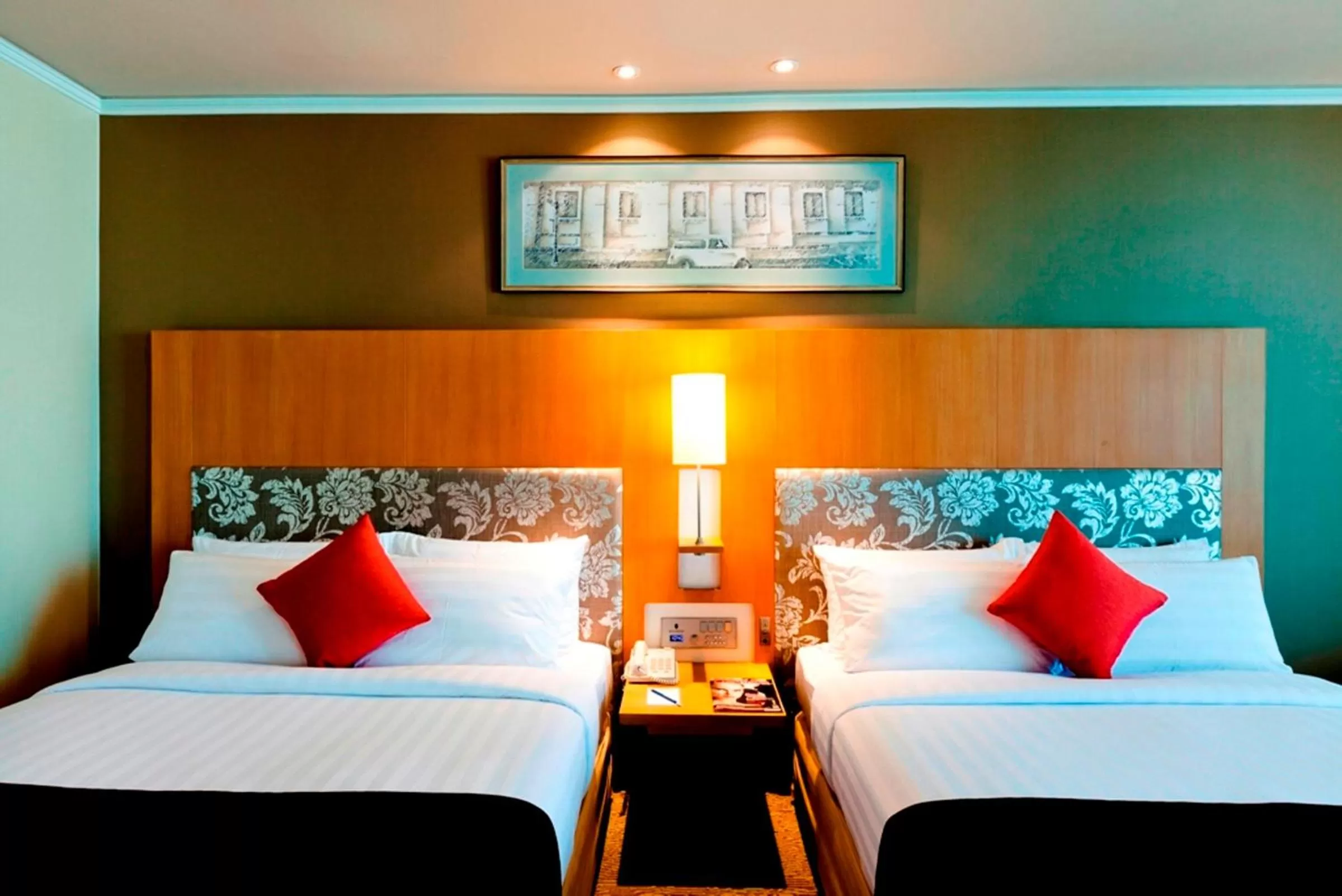 Bed in Royal Princess Larn Luang - SHA Extra Plus
