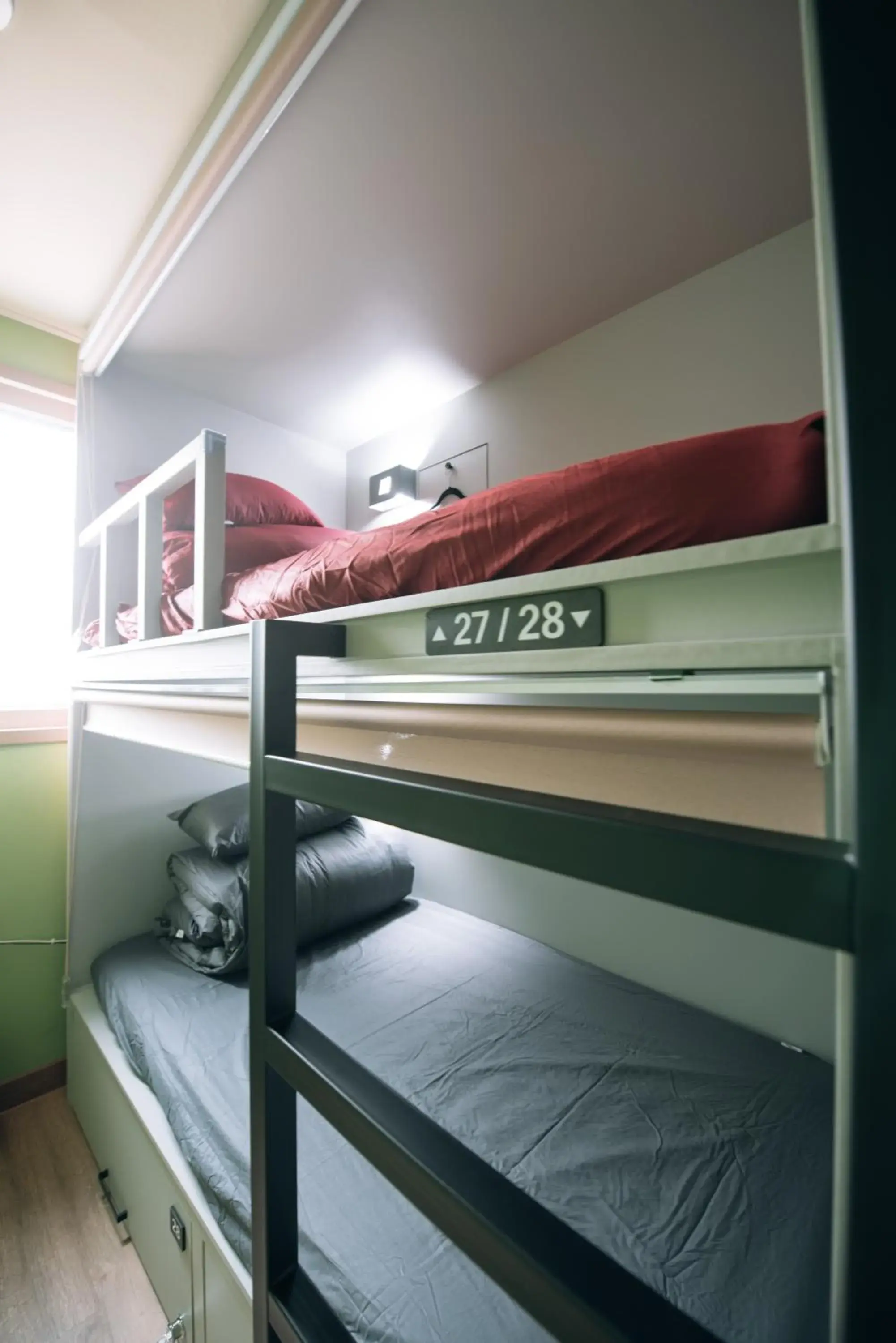 Bed in 4-Bed Female Dormitory Room in Daegu Midtown Hostel Bed in 4-Bed Female Dormitory Room in Daegu Midtown Hostel