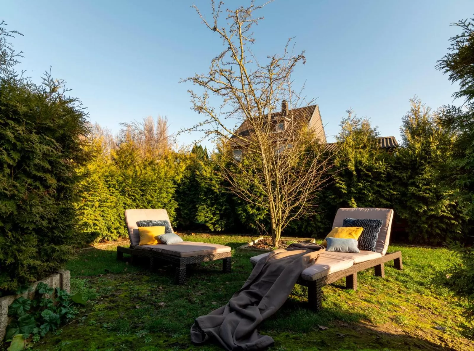 GLEUEL INN - digital hotel & serviced apartments & boardinghouse mit voll ausgestatteten Küchen