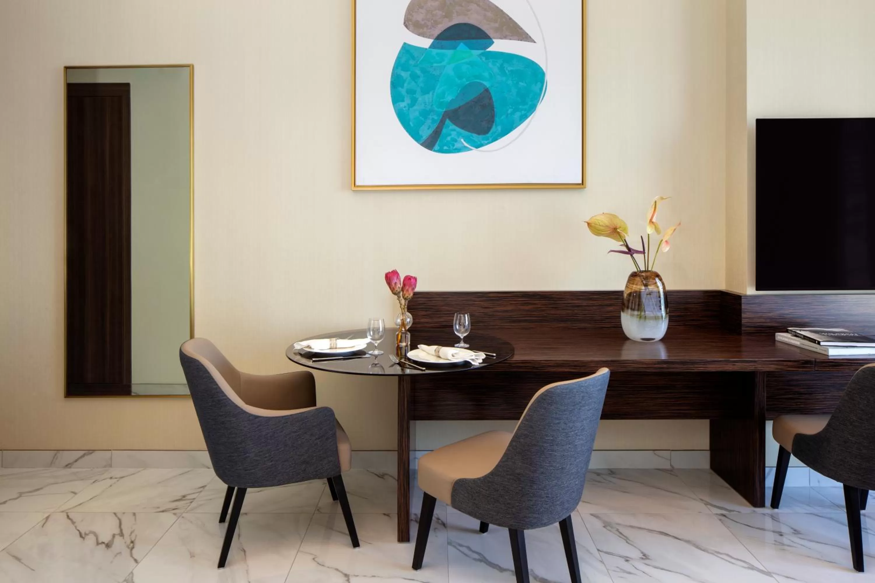 Seating area in Avani Plus Palm View Dubai Hotel & Suites