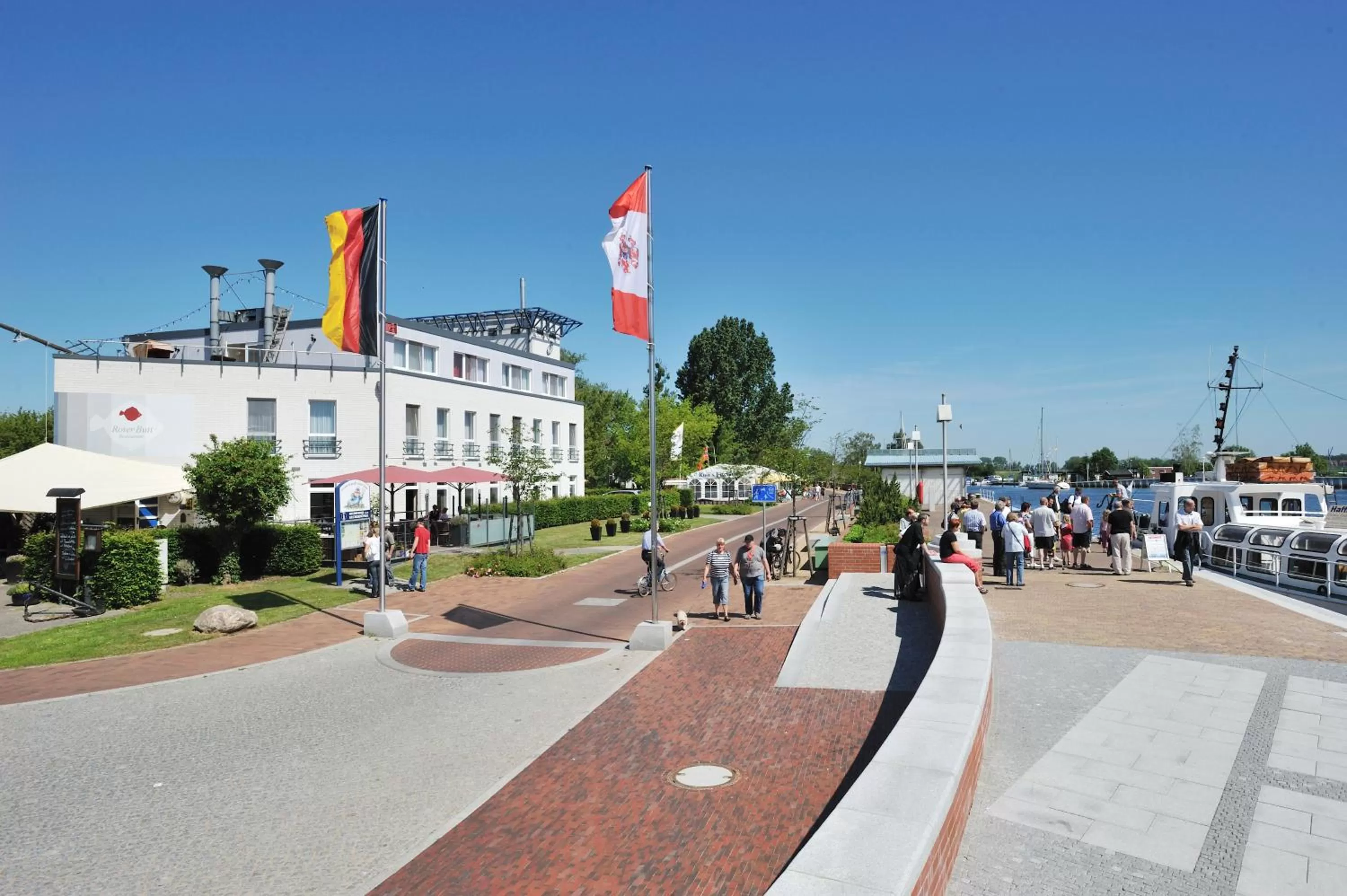 Property building in HafenHotel PommernYacht