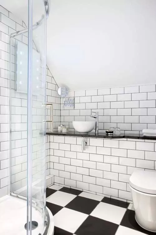 Bathroom in Redesdale Arms Hotel