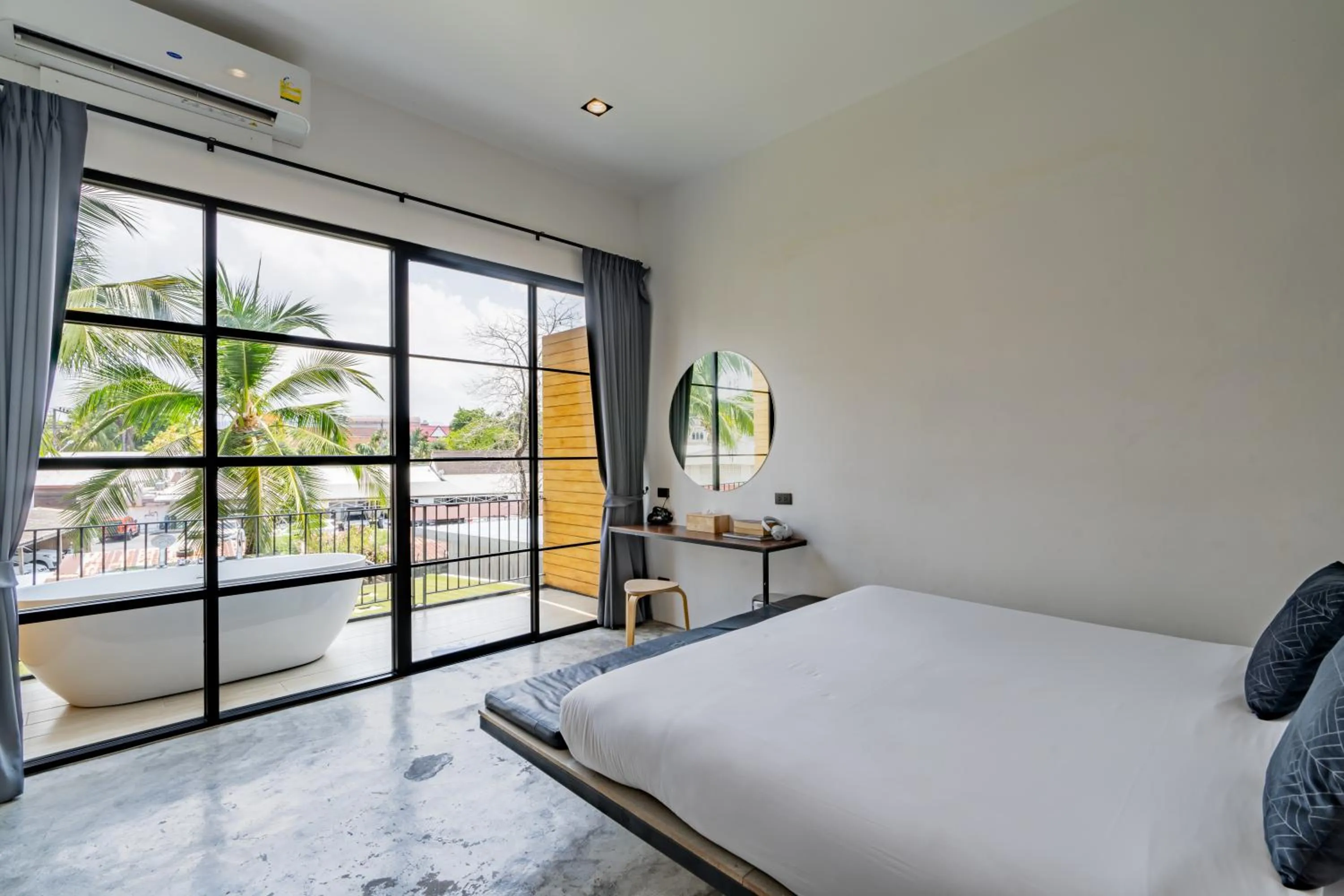 View (from property/room), Bed in Book a Bed Poshtel - SHA Plus