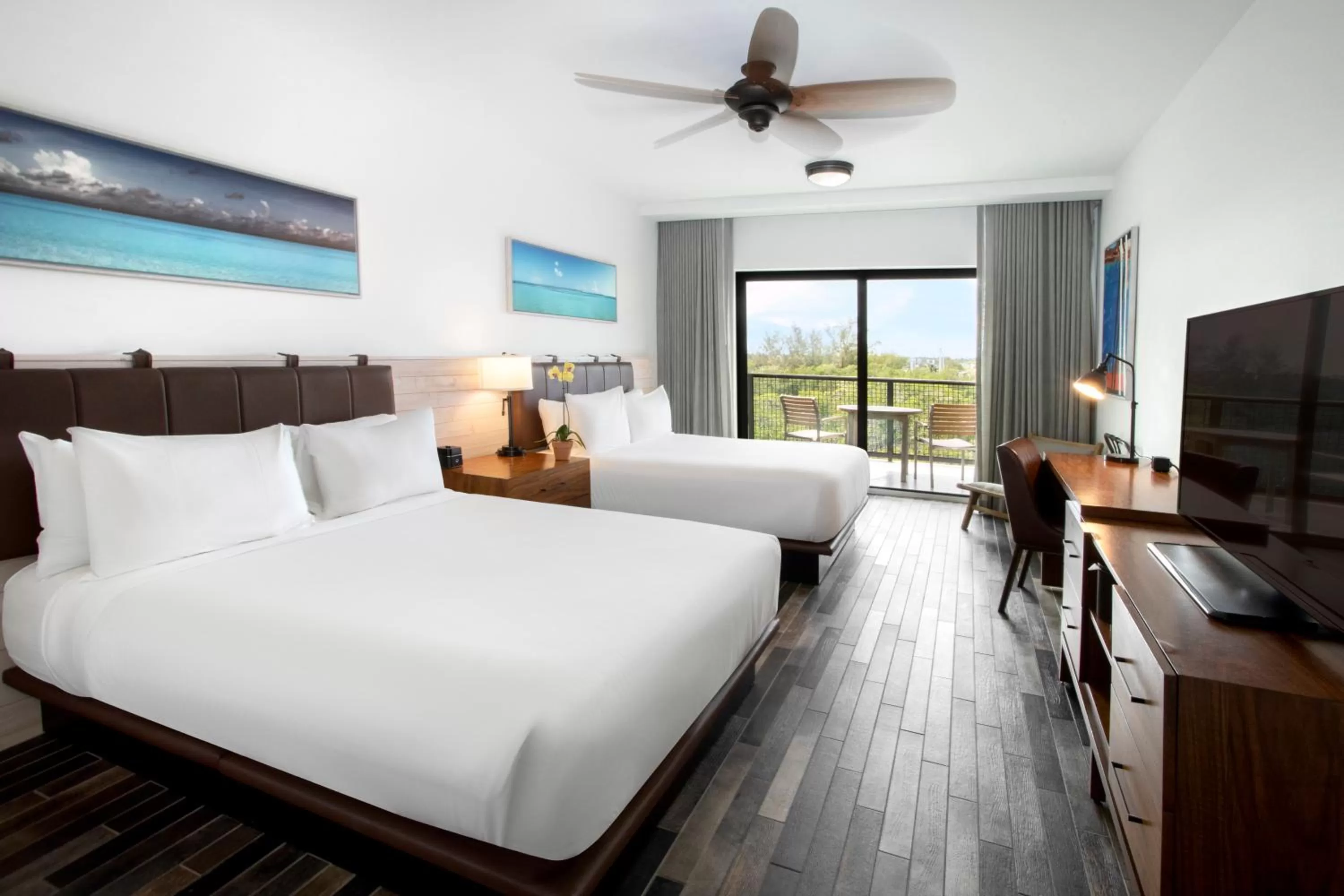 Bedroom, Bed in The Perry Hotel & Marina Key West