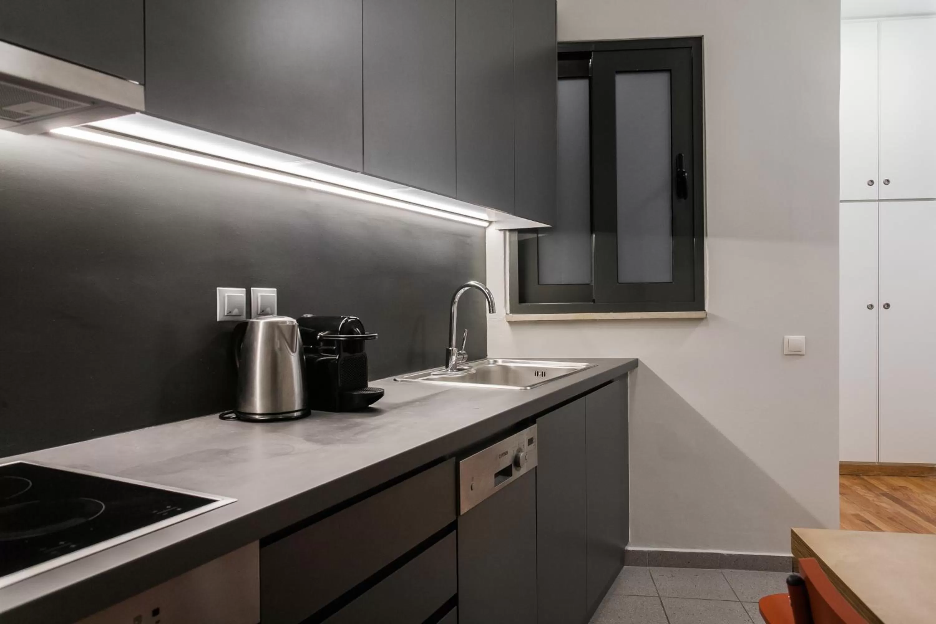 kitchen, Kitchen/Kitchenette in ZOIA The Hill by UPSTREET