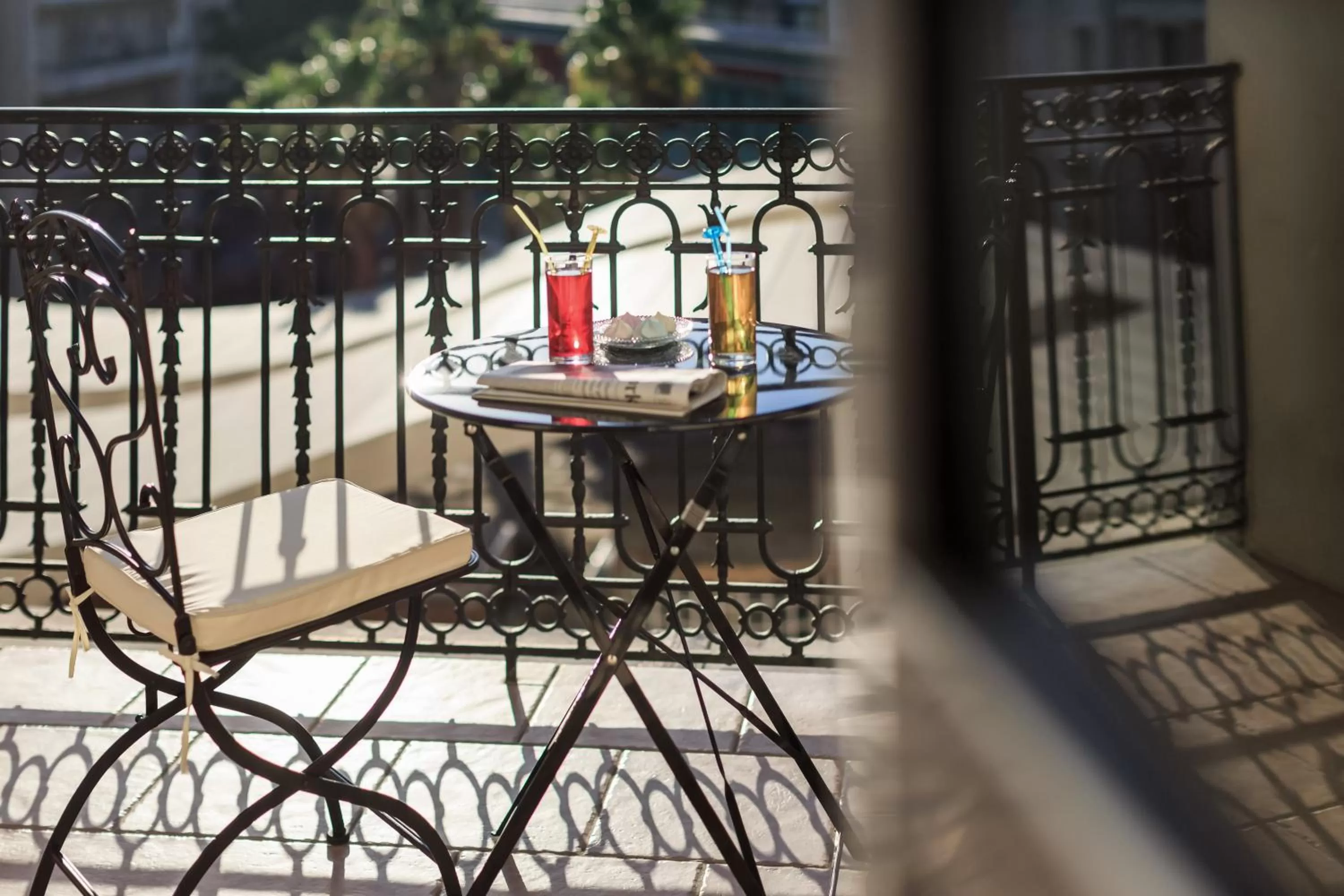 Balcony/Terrace in Villa Otero by Happyculture