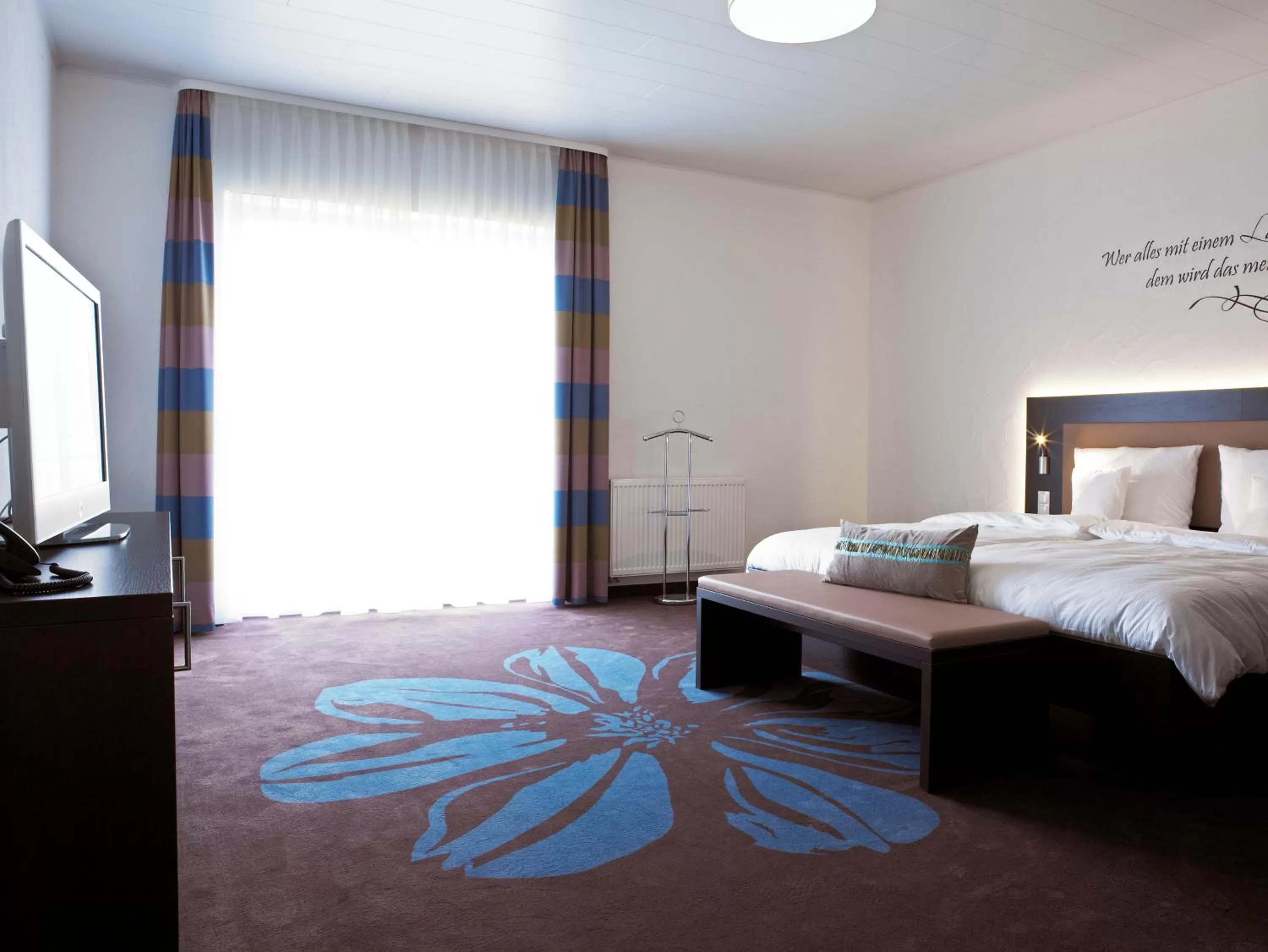 Photo of the whole room, Bed in Das Prinzregent