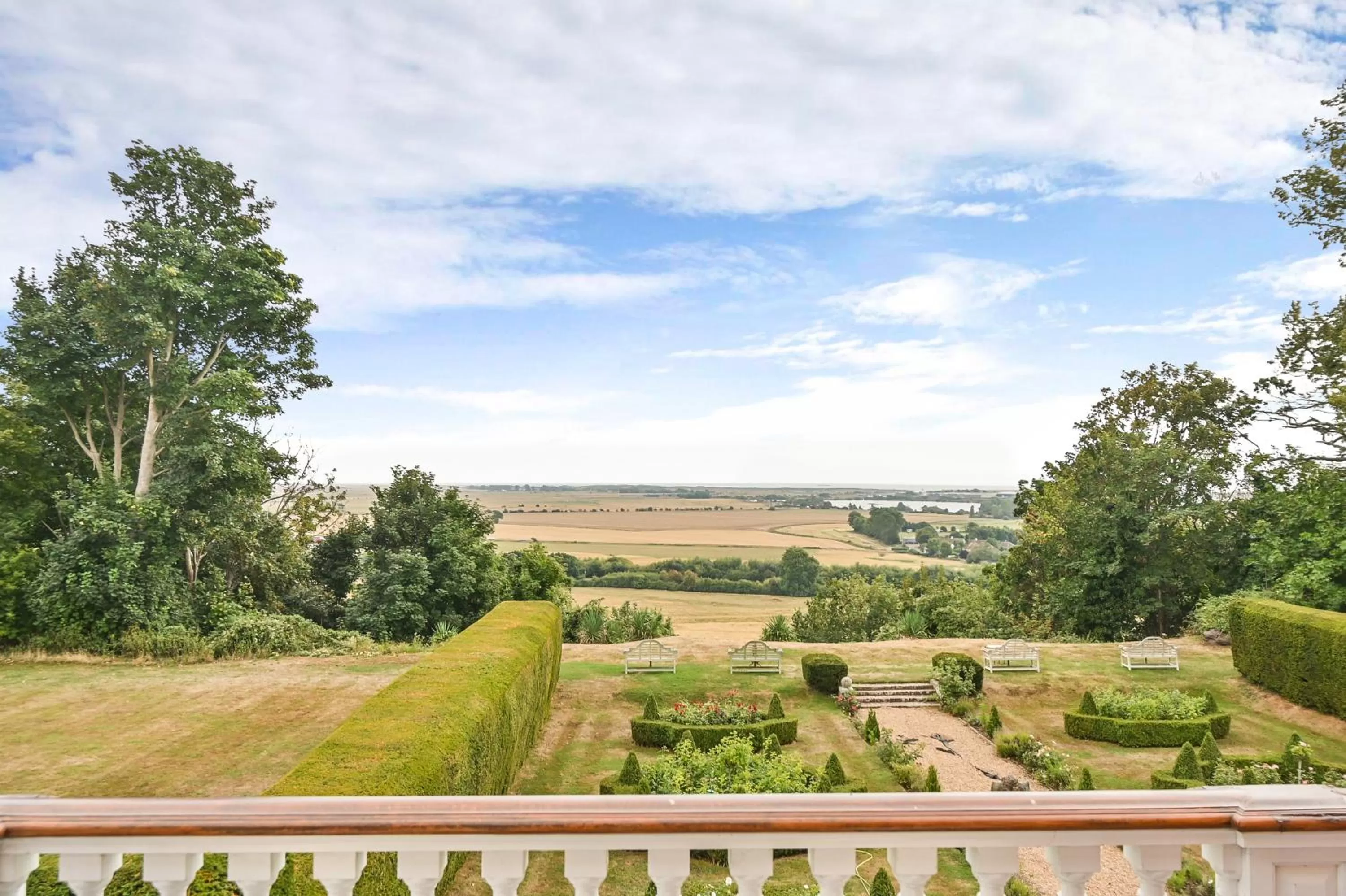 Natural landscape in Saltcote Place