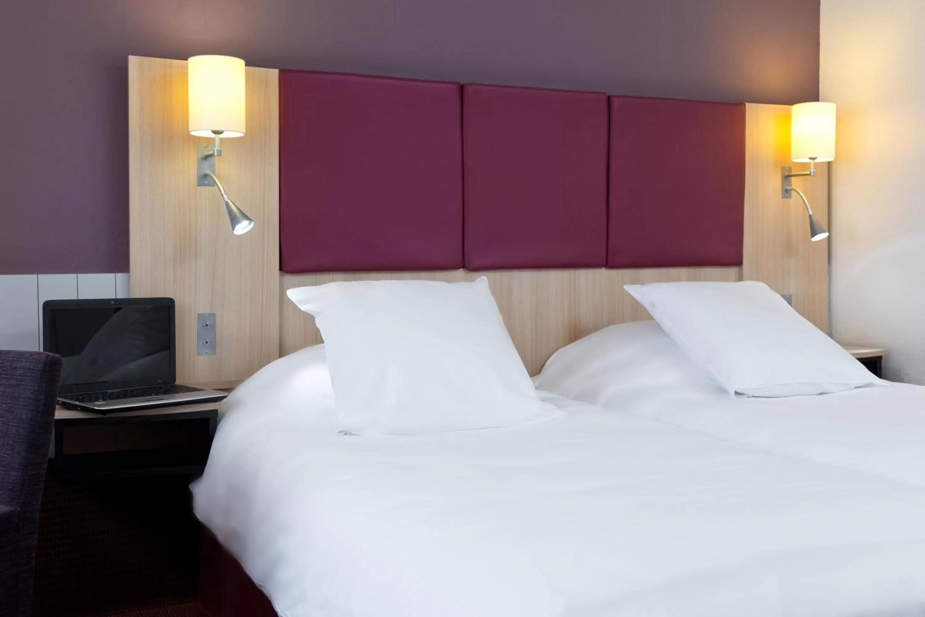 Bed in Mercure Strasbourg Aéroport