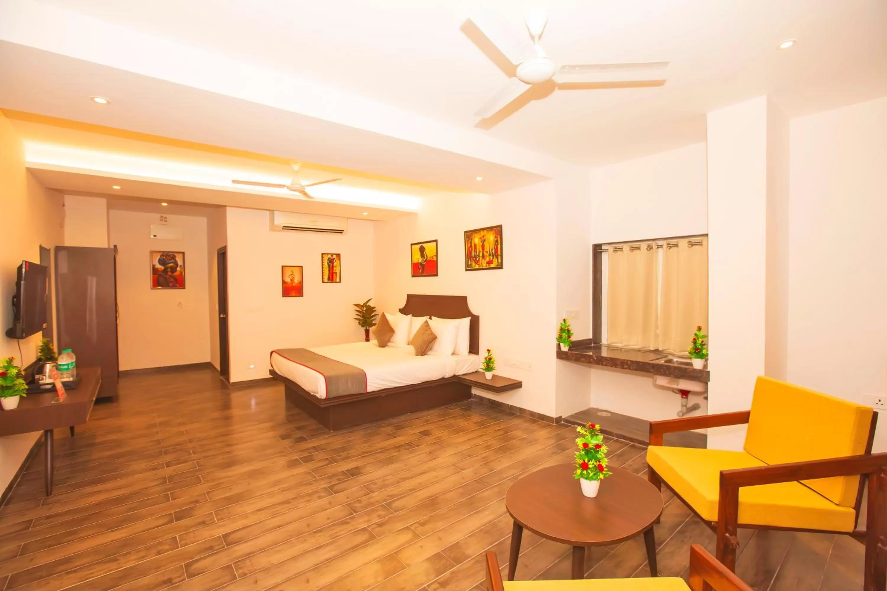 Photo of the whole room in Octave Parkland Suites