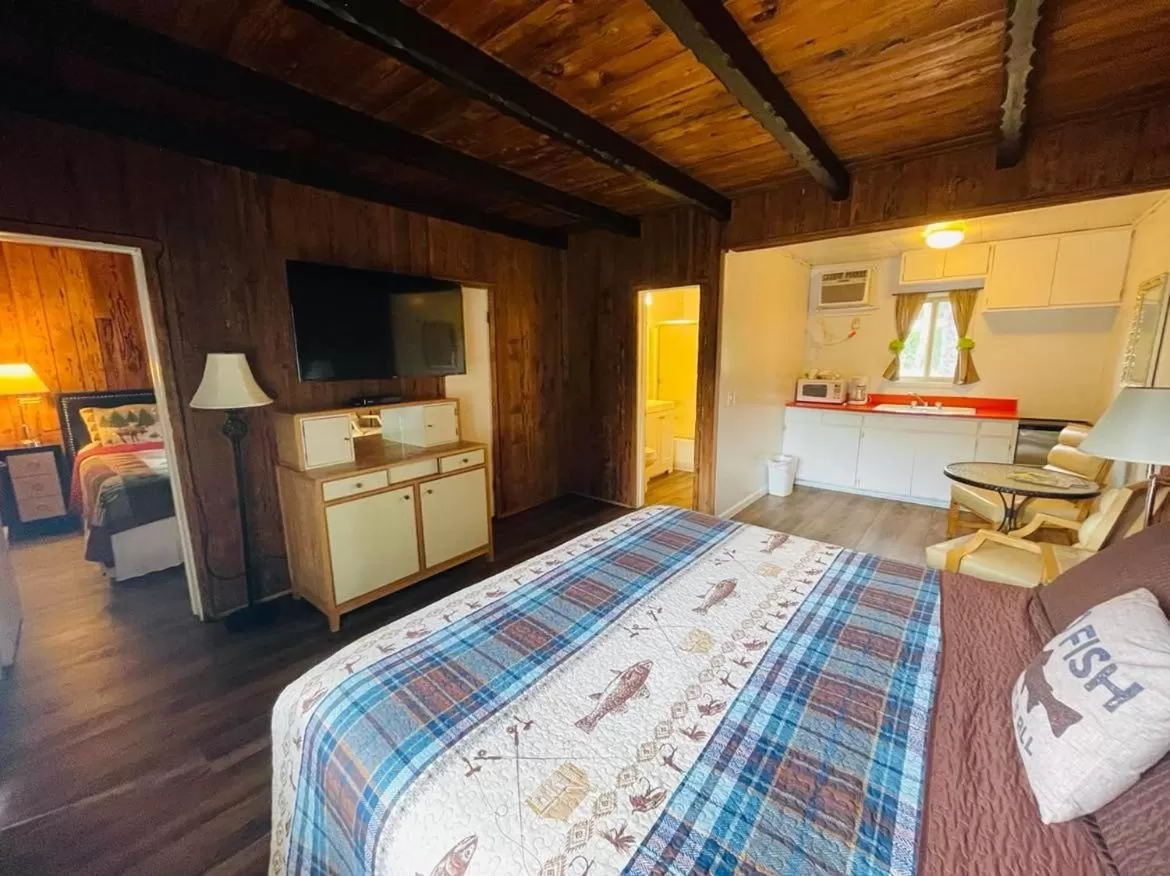 Bed in Riverfront Lodging