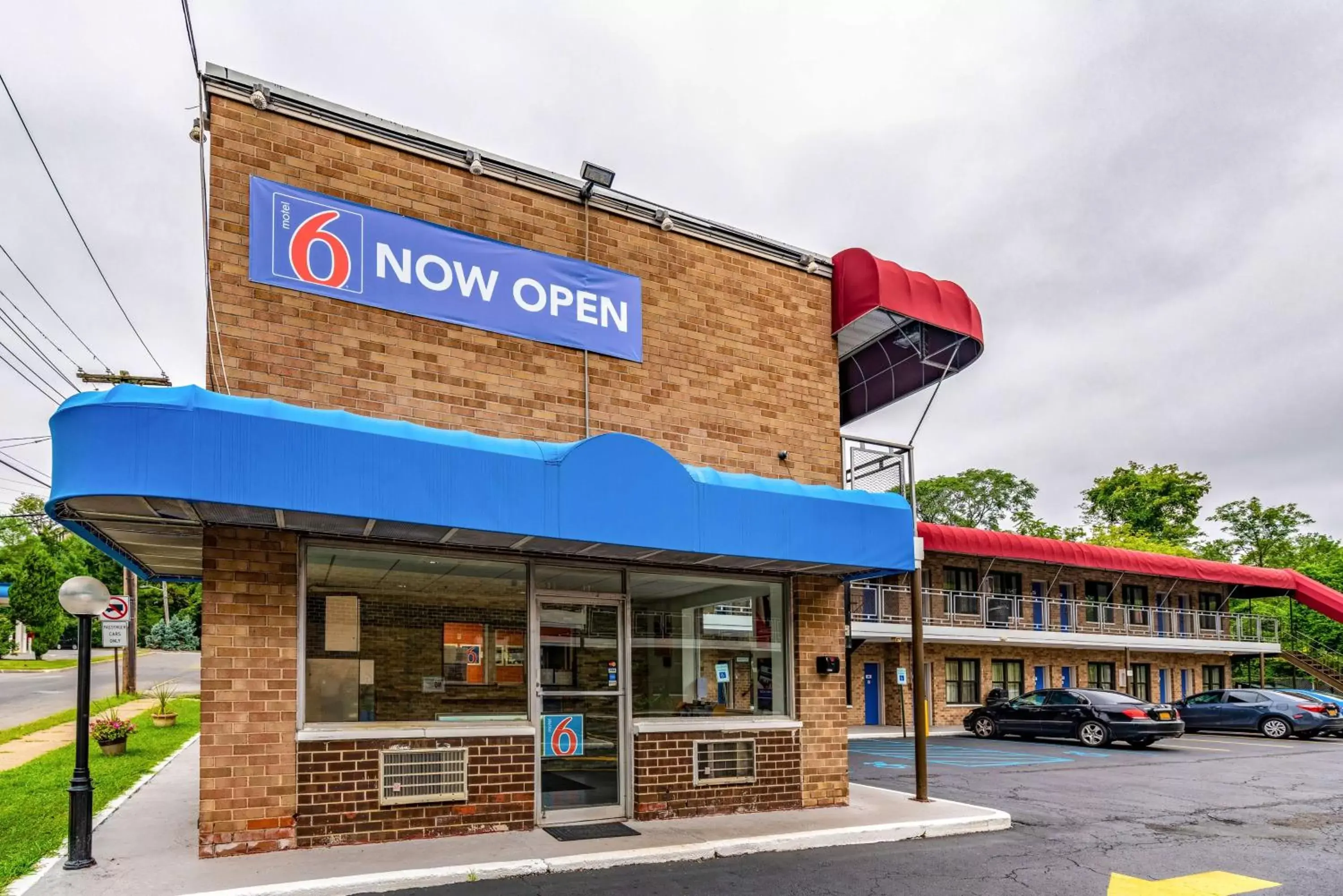 Motel 6-Elmsford, NY - White Plains Motel 6-Elmsford, NY - White Plains