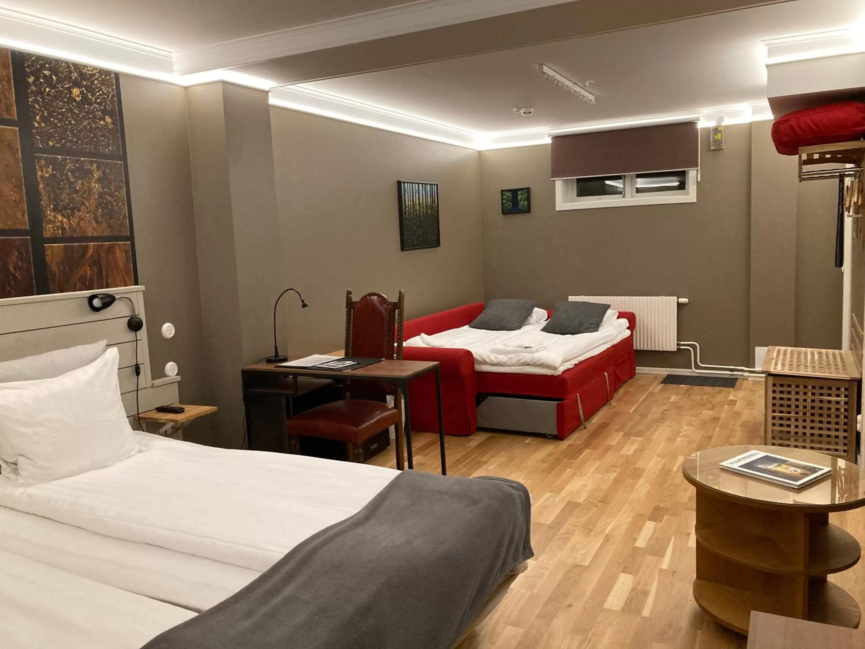 Photo of the whole room, Bed in Södra Hotellet