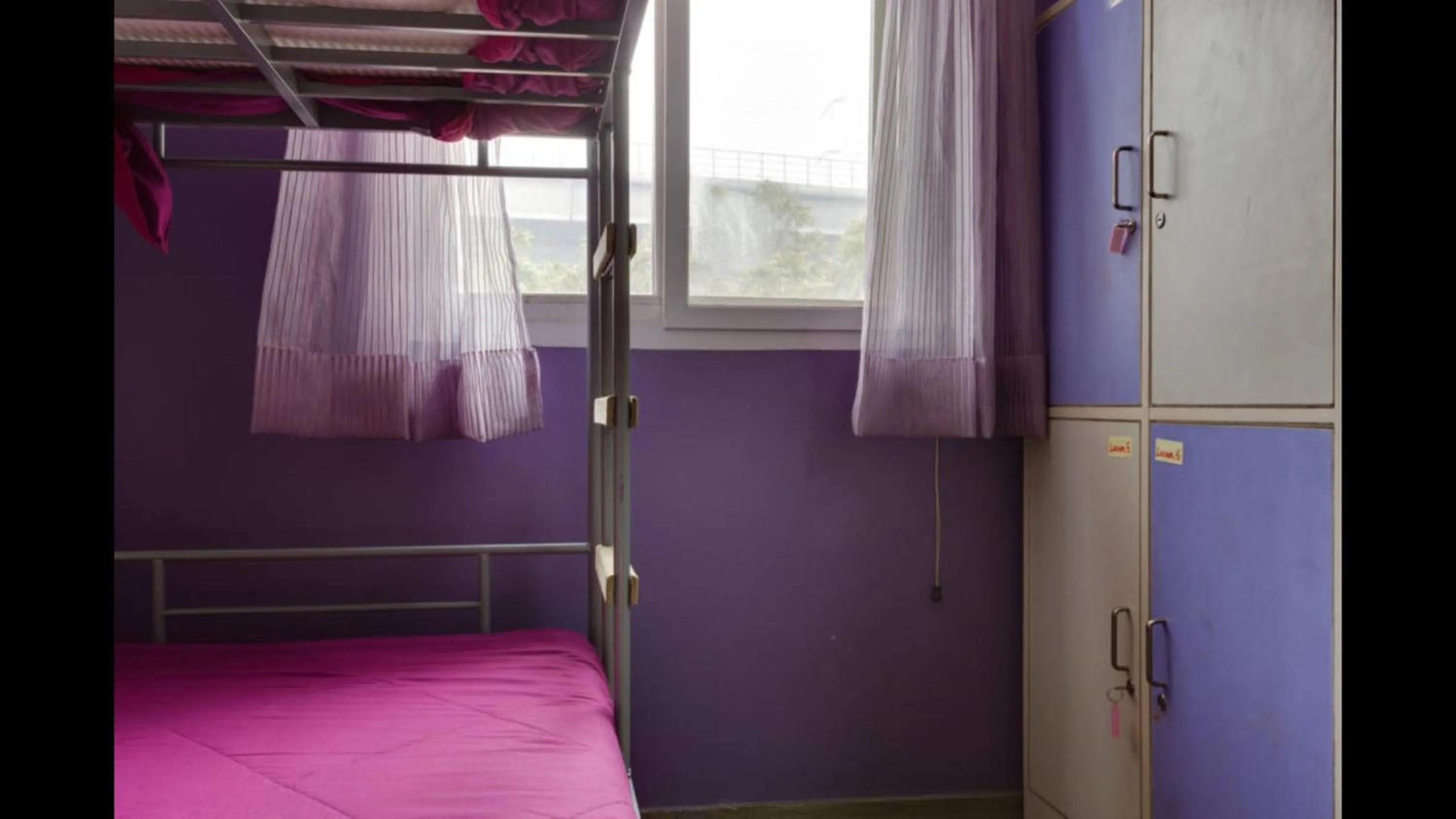 bunk bed, Bed in Joey's Hostel Delhi - 20 mins from Railway Station