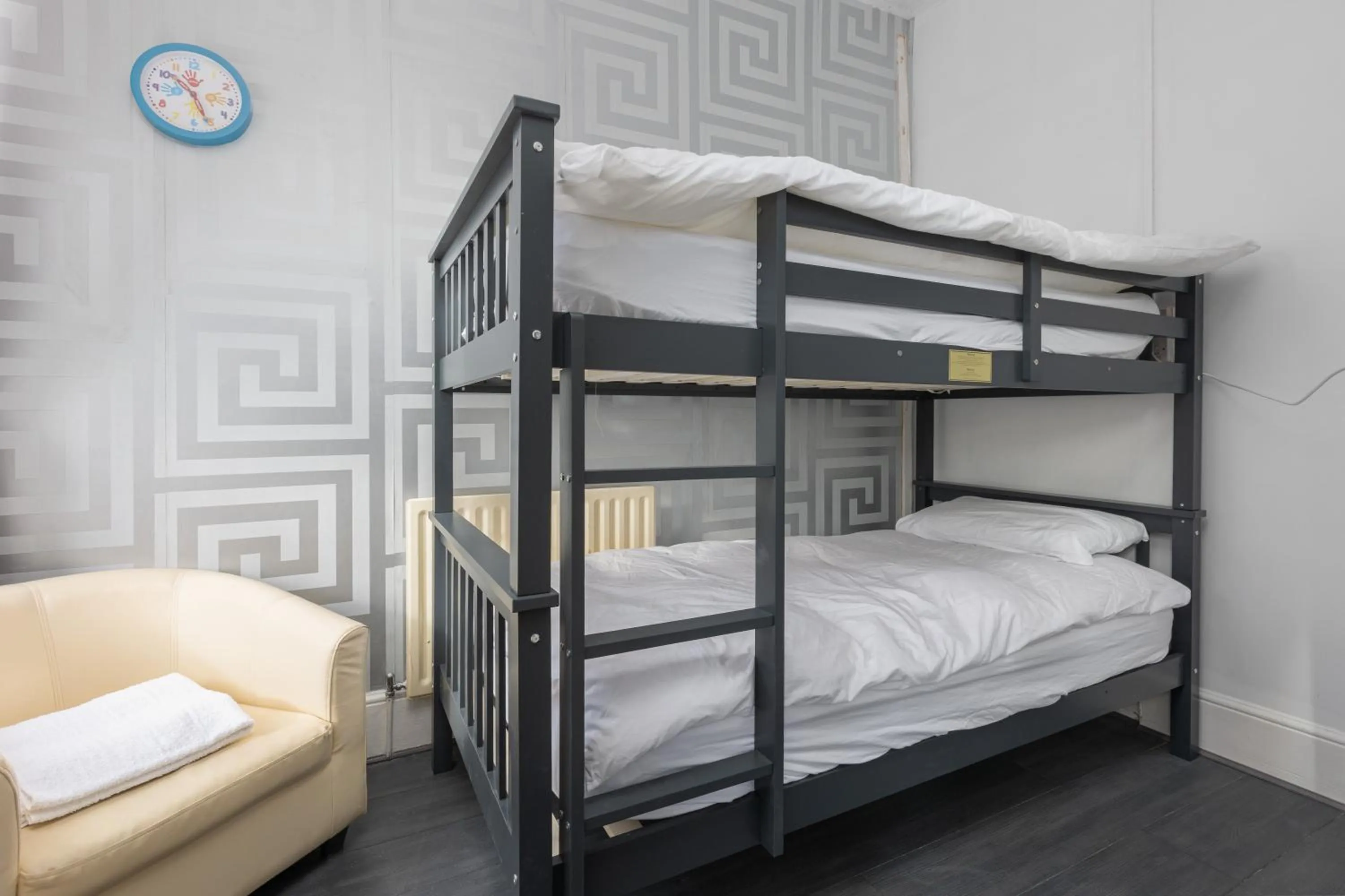 Bed, Bunk Bed in Habberly House Hotel