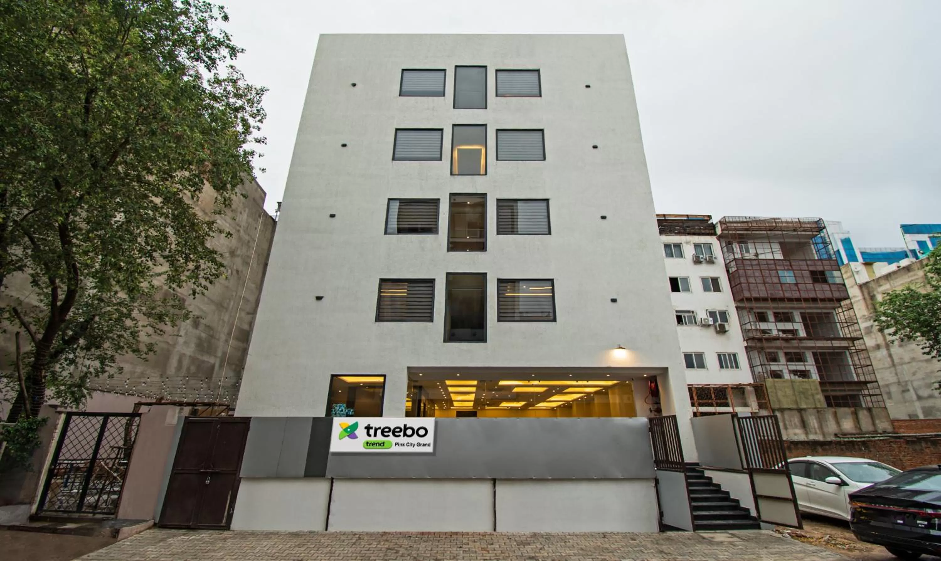 Property building in Treebo Pink City Grand