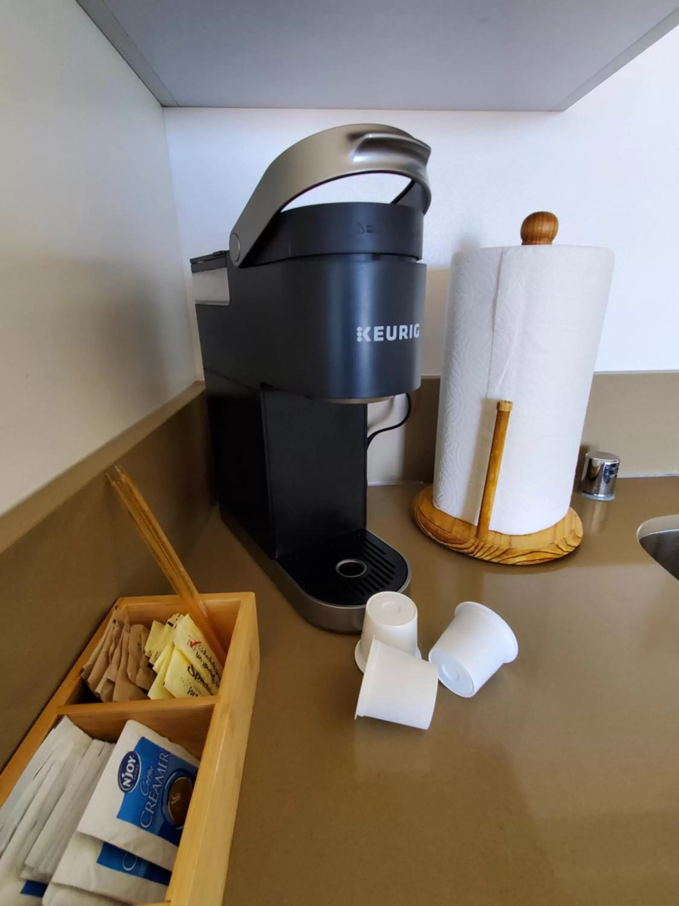 Coffee/tea facilities in Moonstone Beach Motel