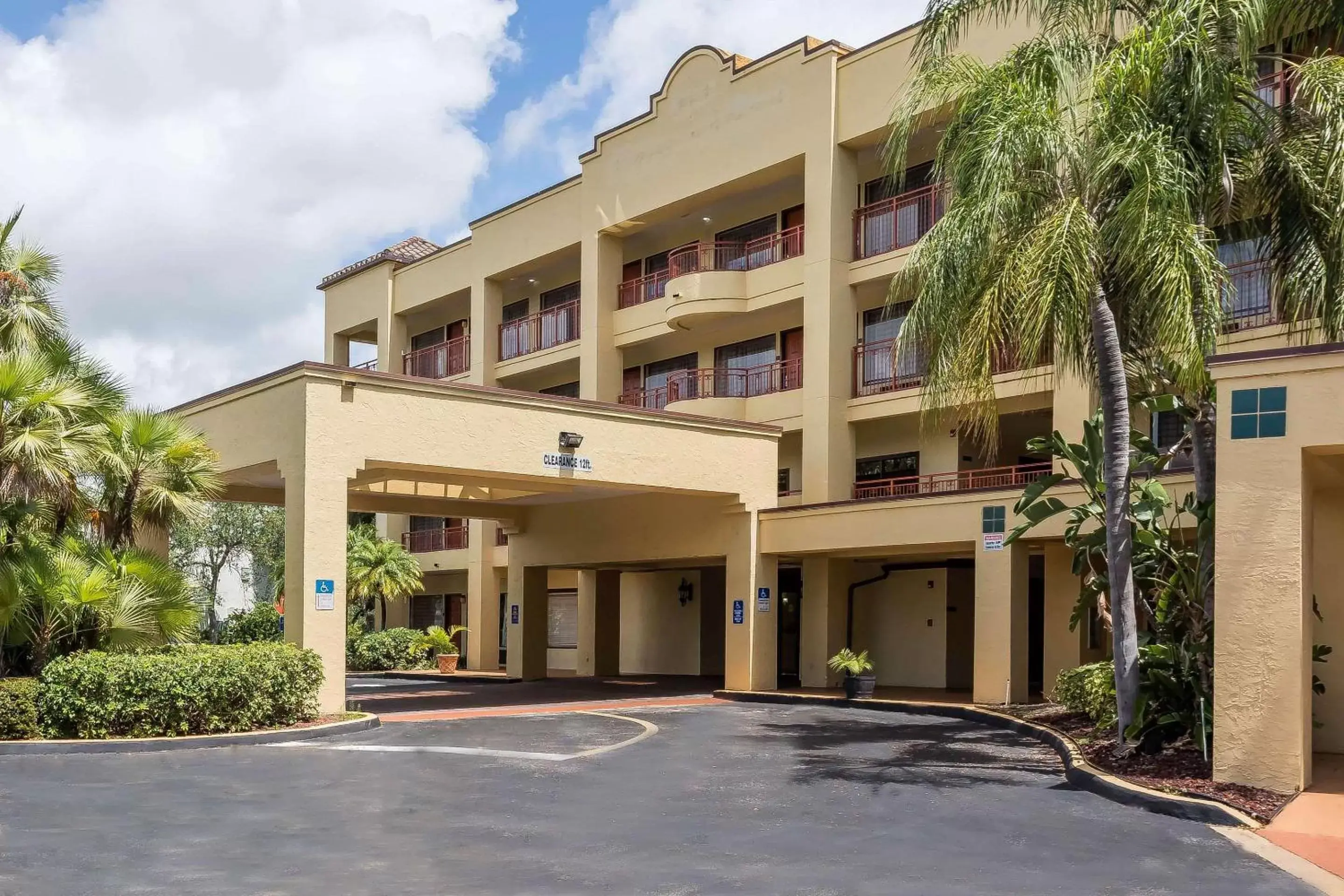 Boca Suites Deerfield Beach; SureStay Collection by BW Boca Suites Deerfield Beach; SureStay Collection by BW