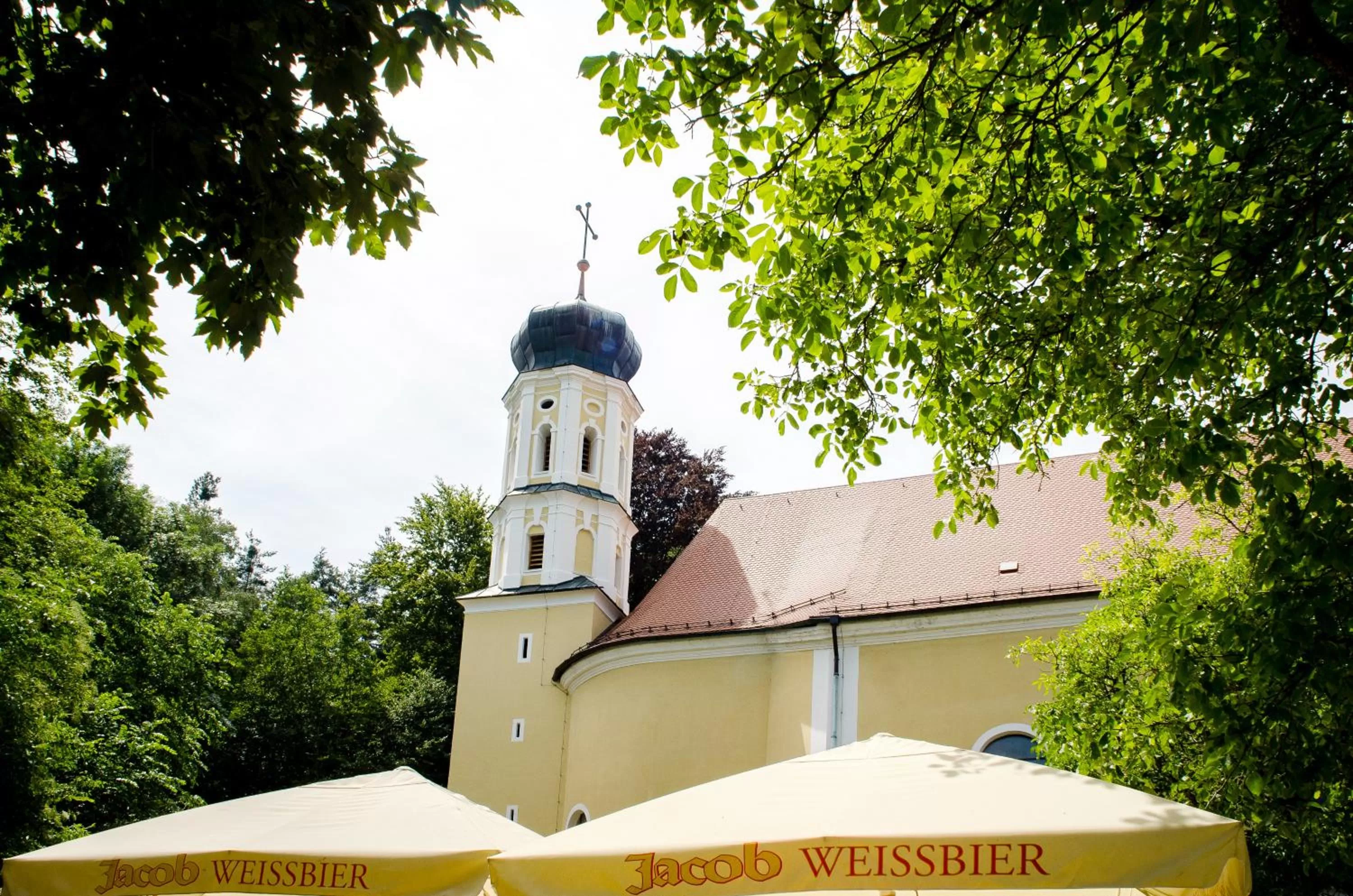 Nearby landmark, Property Building in Wallfahrts-Gaststätte Heilbrünnl