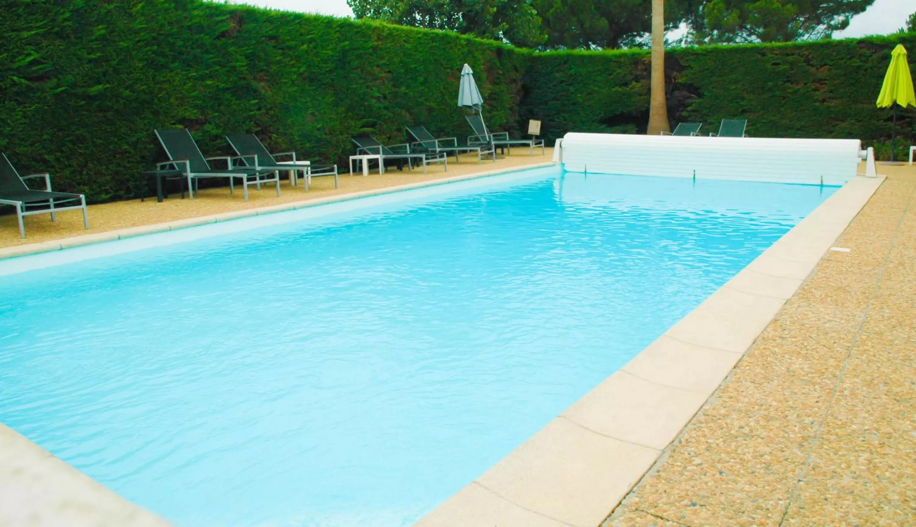 Swimming pool in ibis Styles Fréjus St Raphael