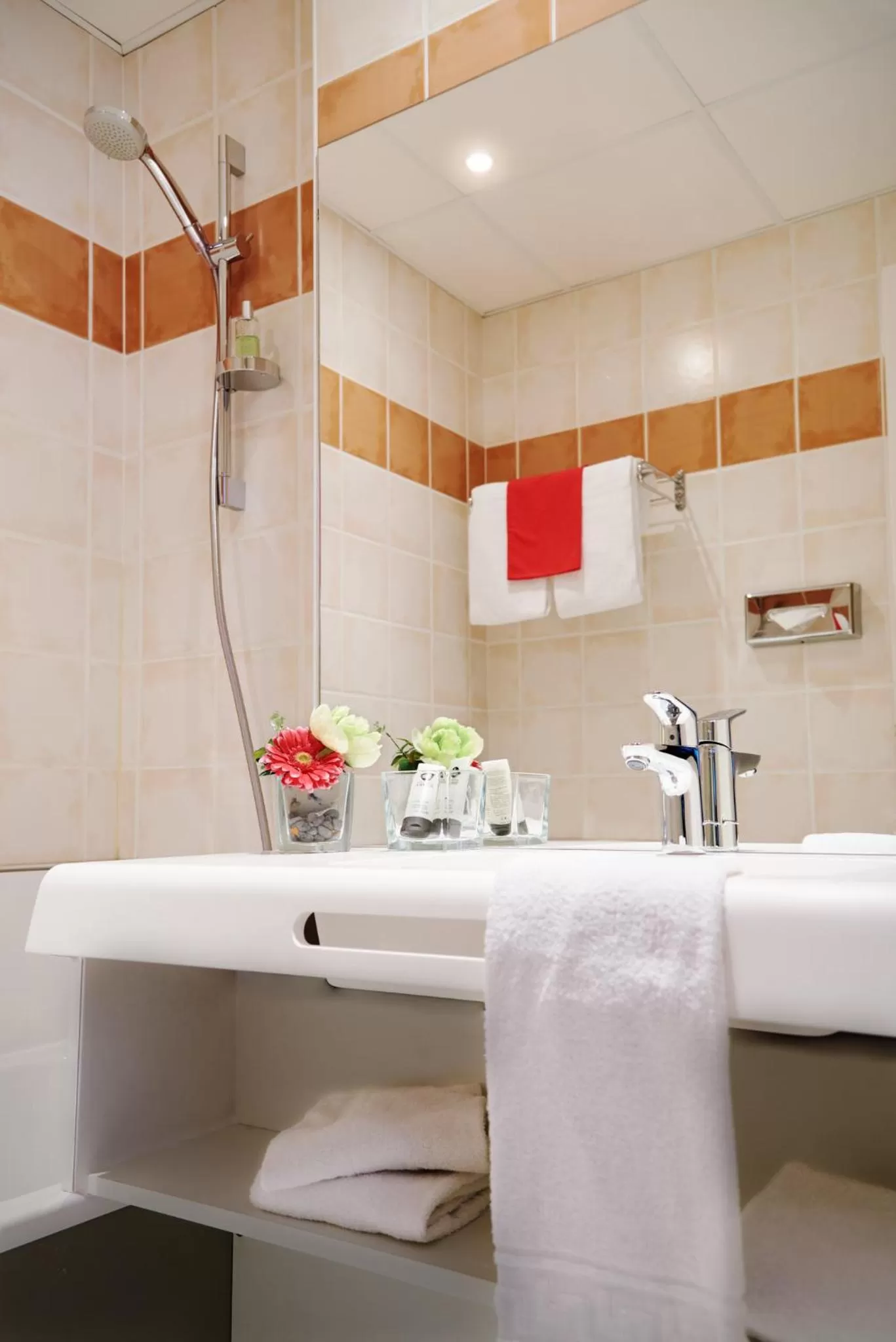 Bathroom in Logis Hotels Grand Hotel d'Orléans