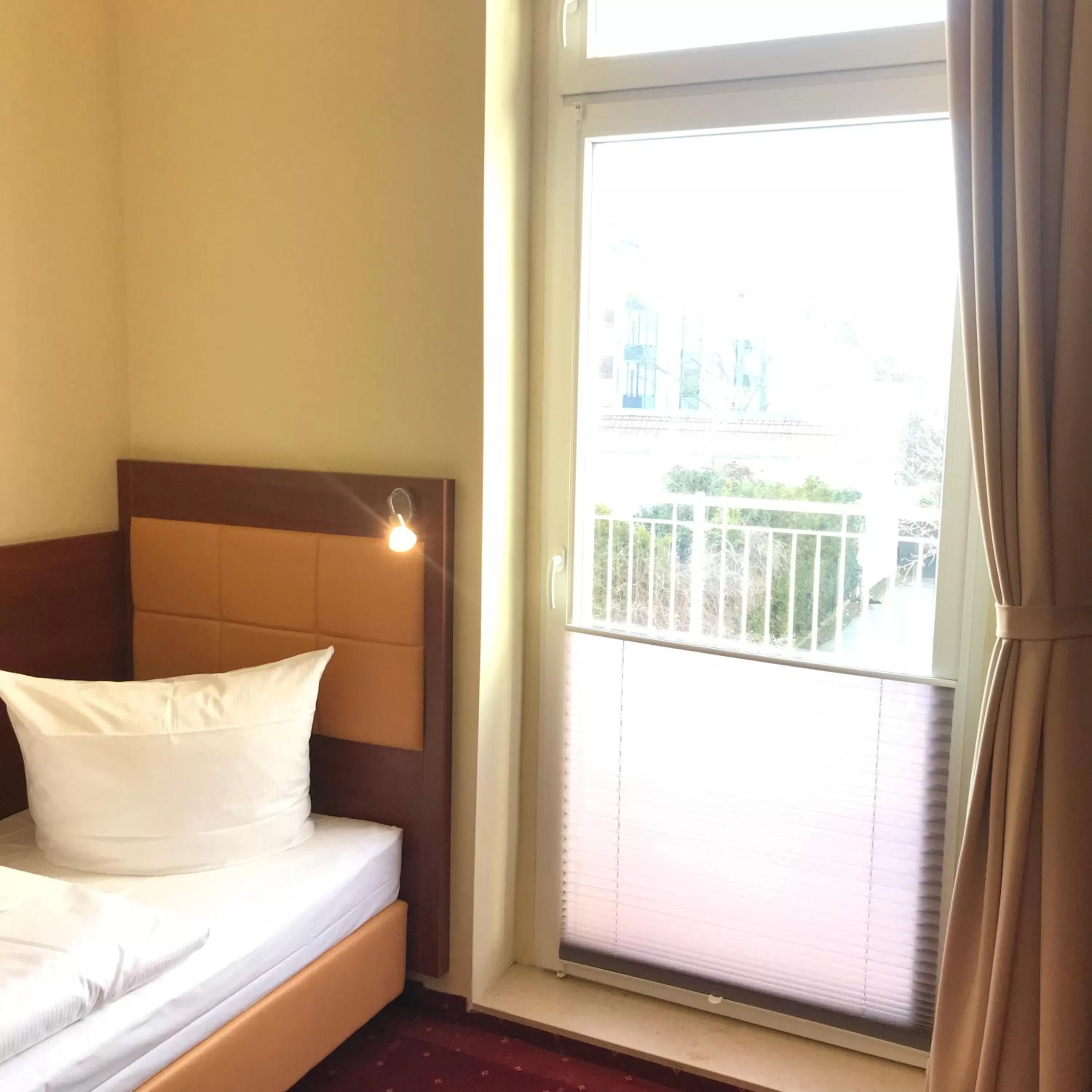 Photo of the whole room, Bed in Hotel via City Leipzig Mitte