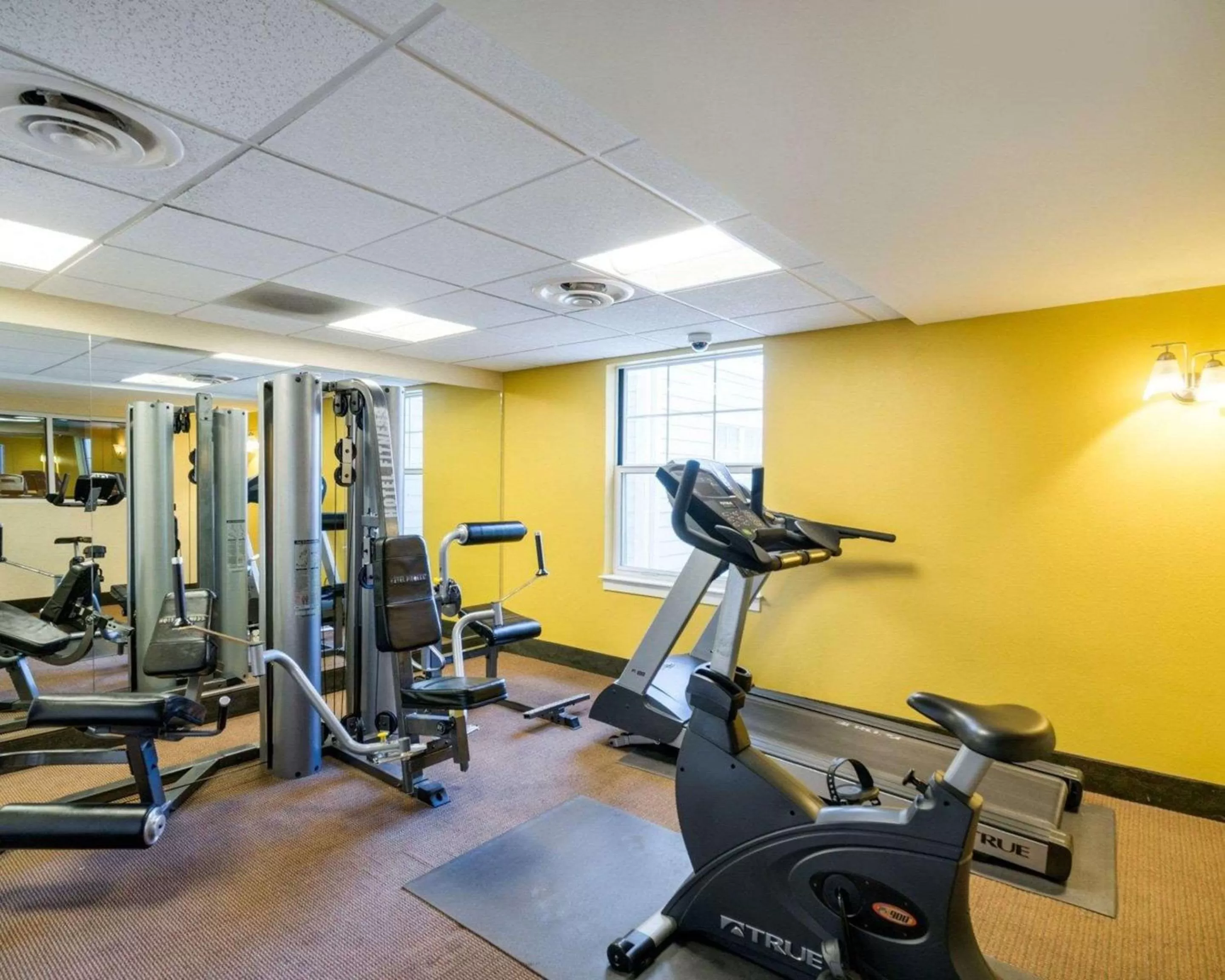 Fitness centre/facilities in Mainstay Suites Dover
