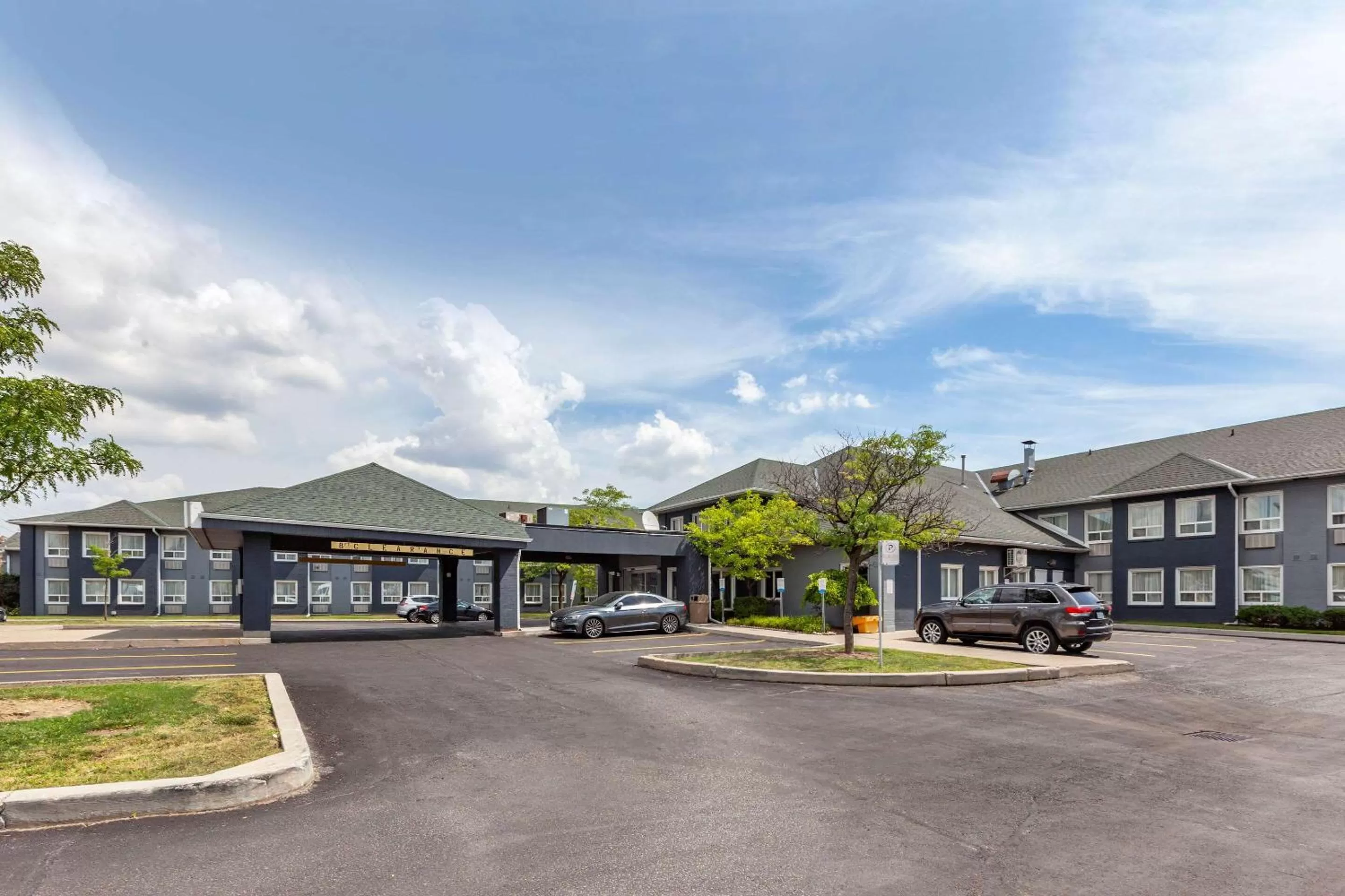 Property building in Quality Inn Airport West