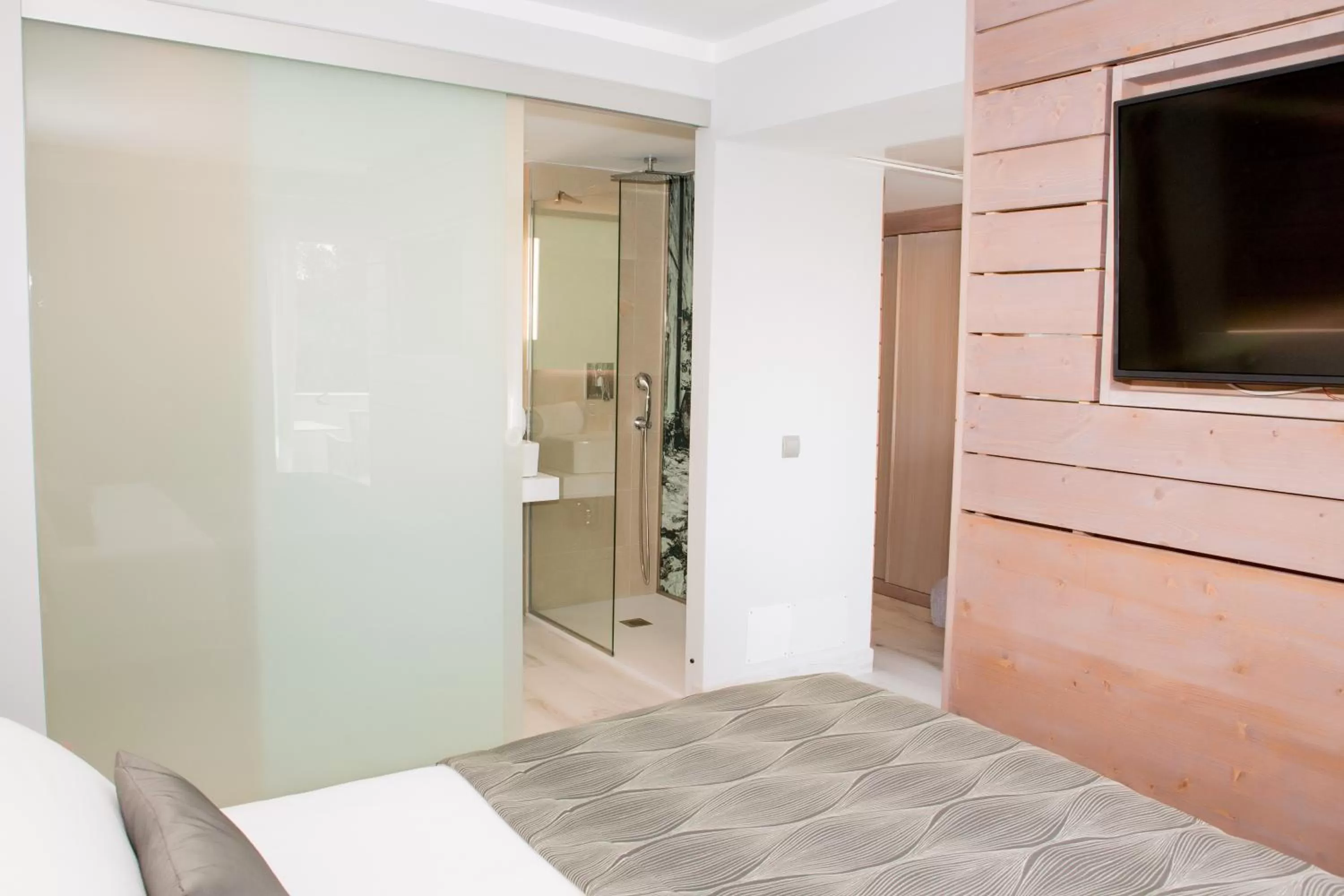 Photo of the whole room in Hotel Bahia del Sol