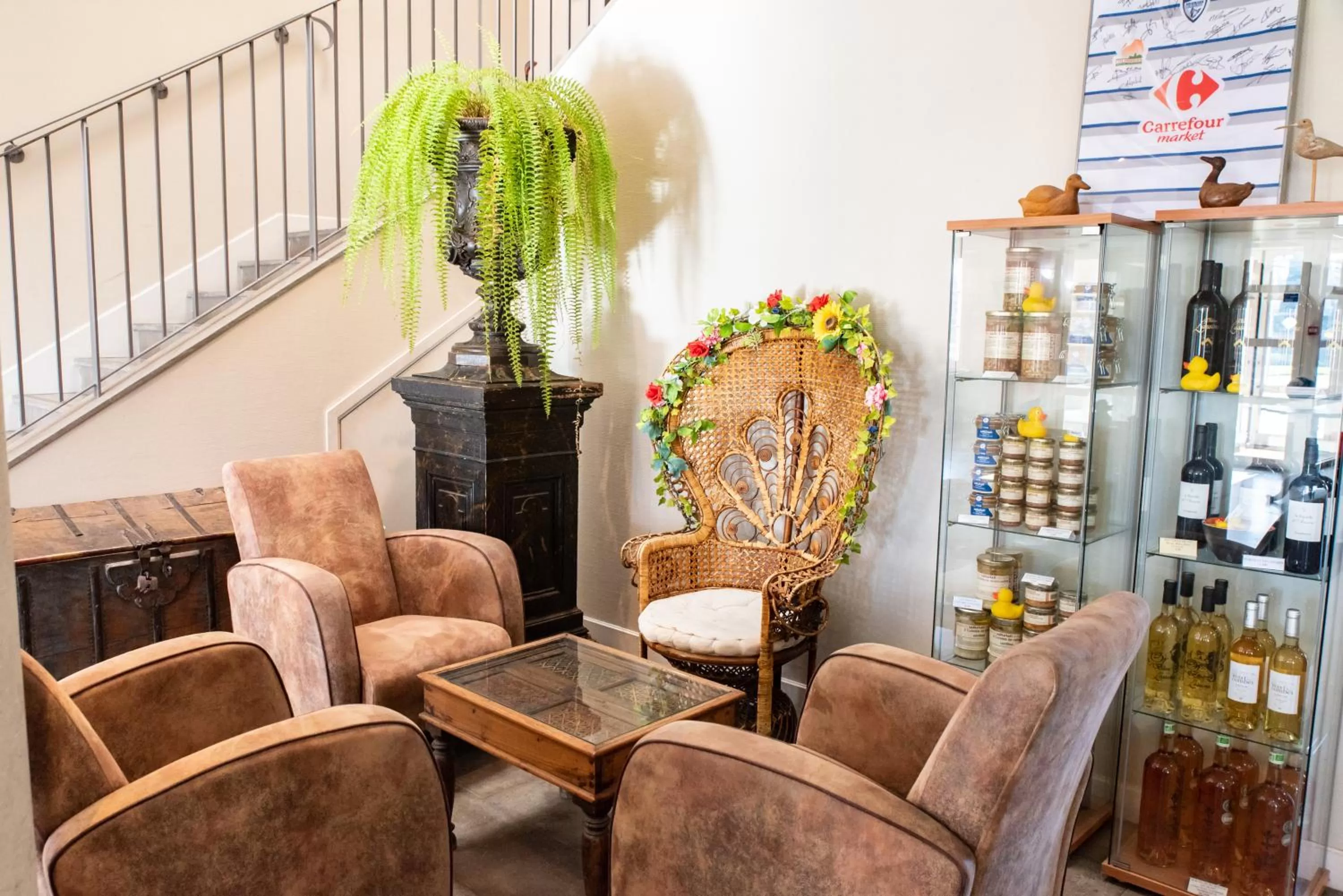 On-site shops in Best Western Plus Le Canard sur le Toit