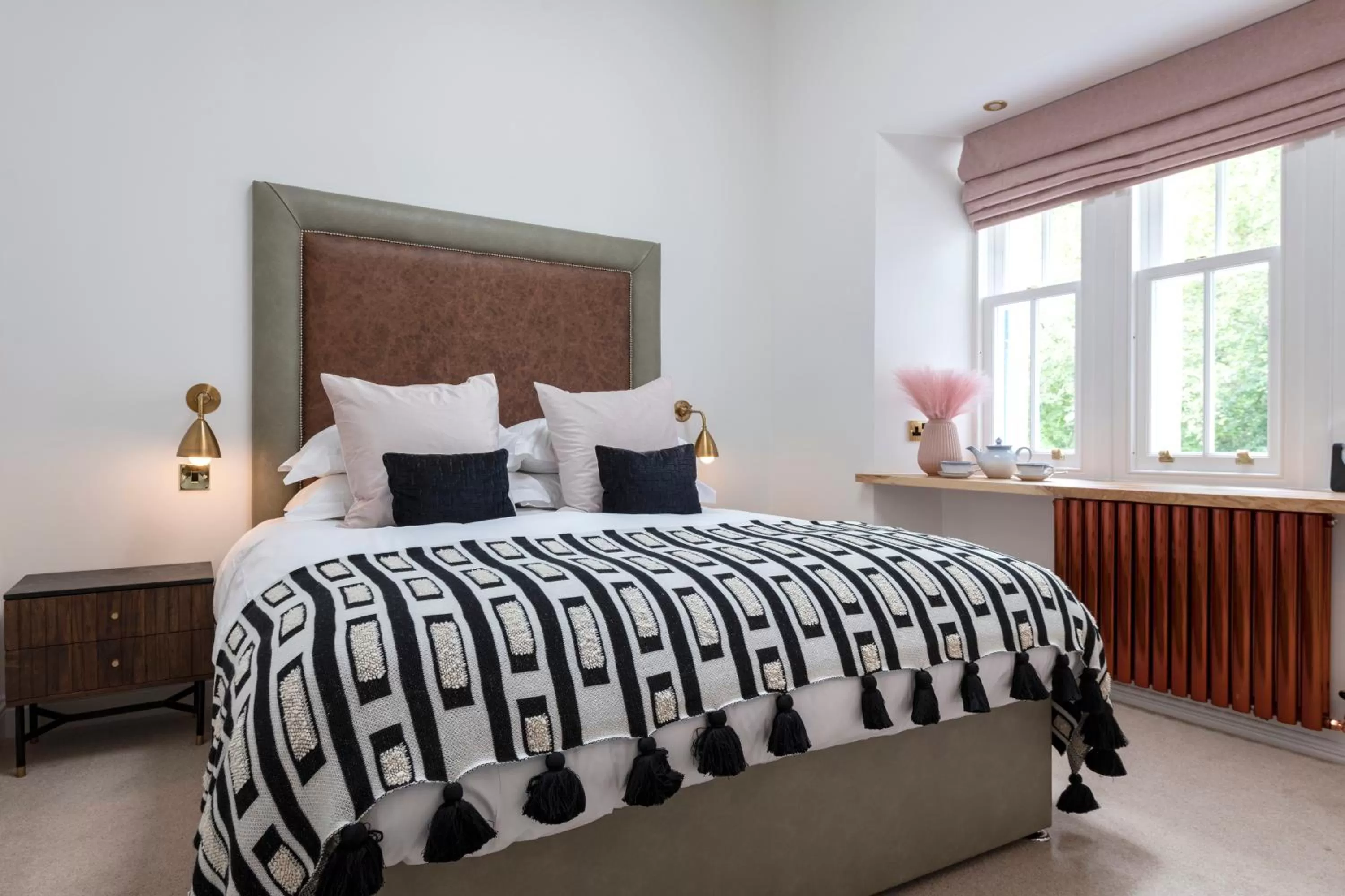 Bedroom, Bed in Skeabost House Hotel