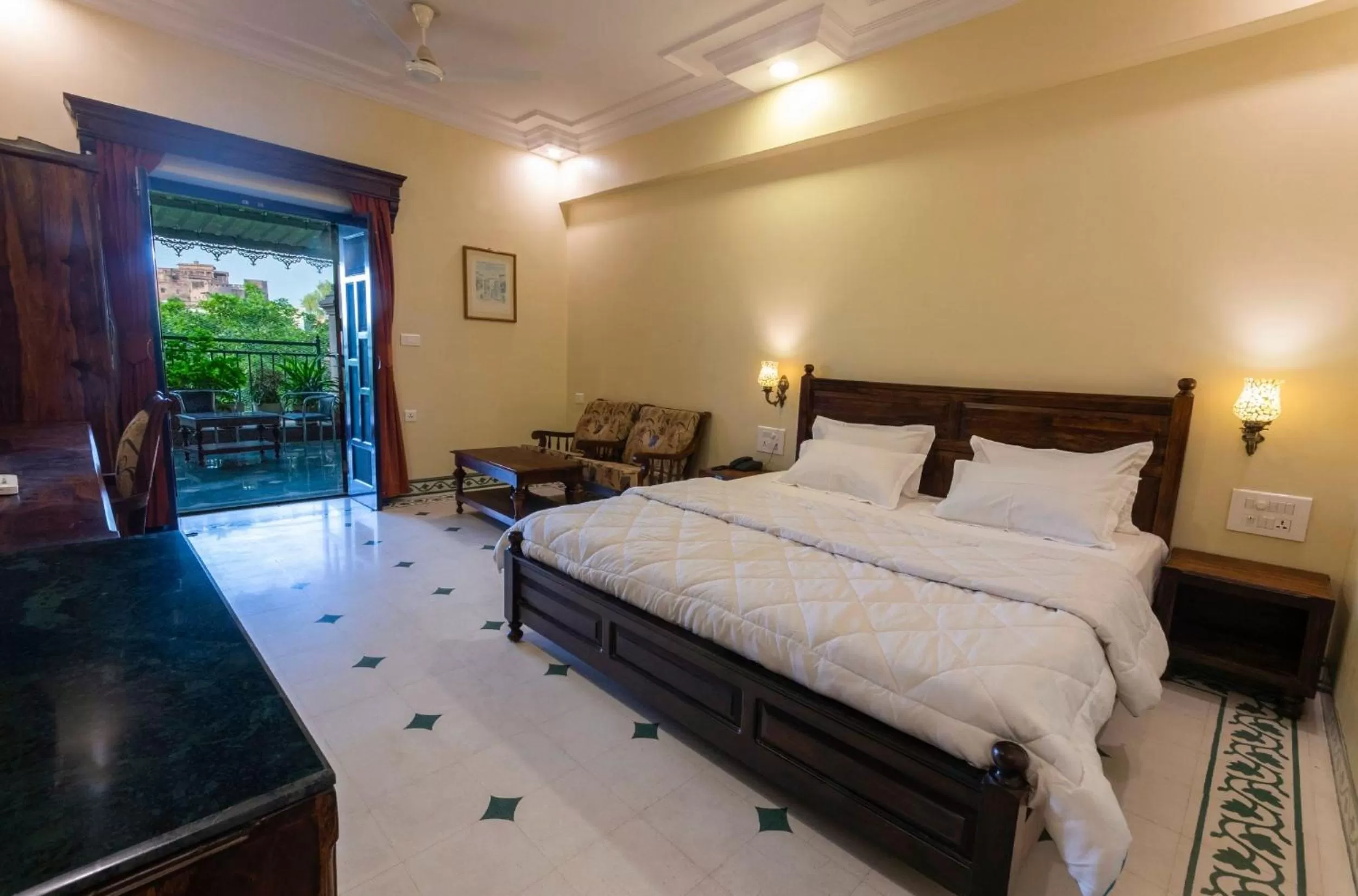 Bed in Hanuwant Niwas Jodhpur