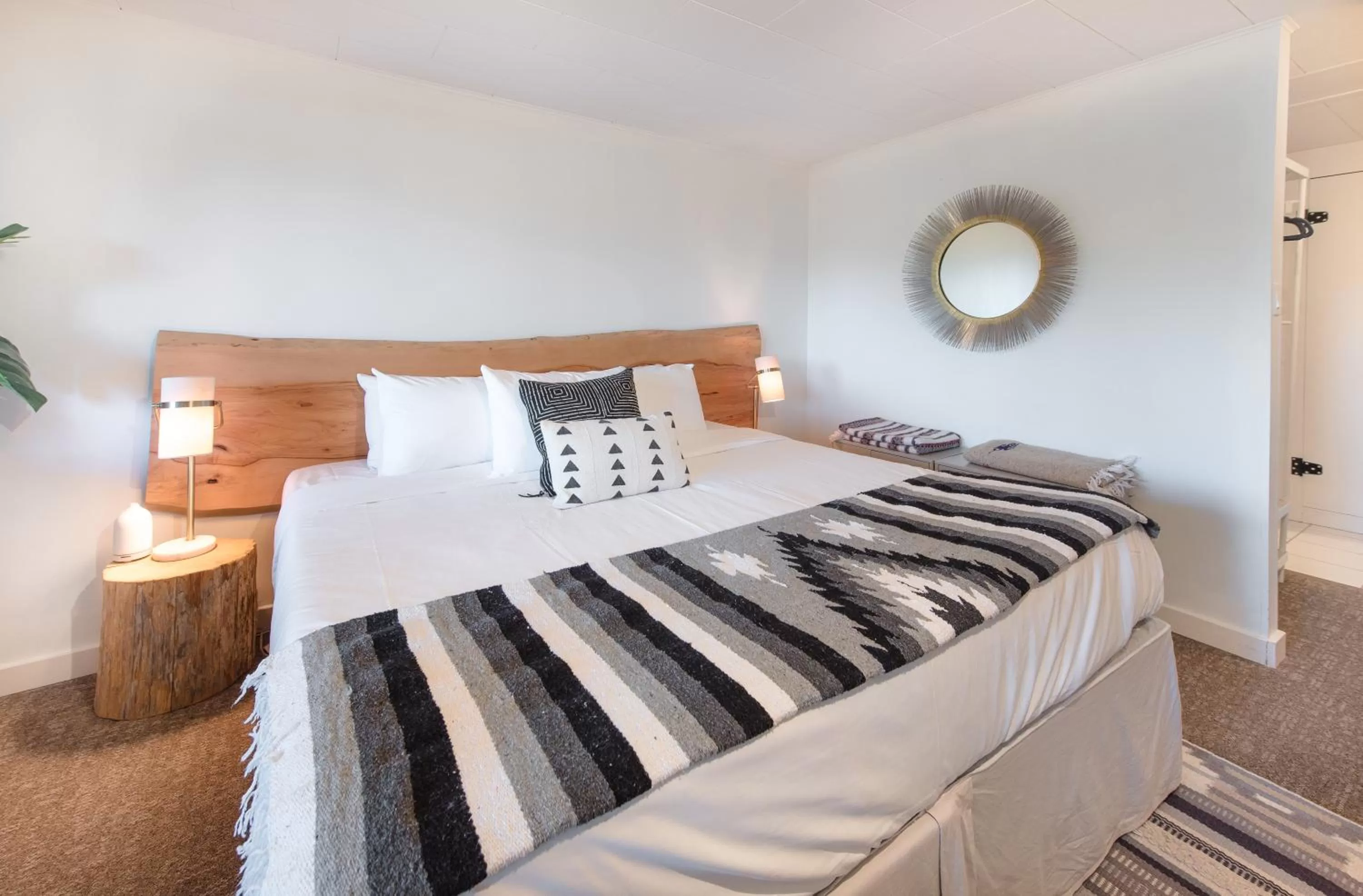 Bed in The Shoreline Tofino